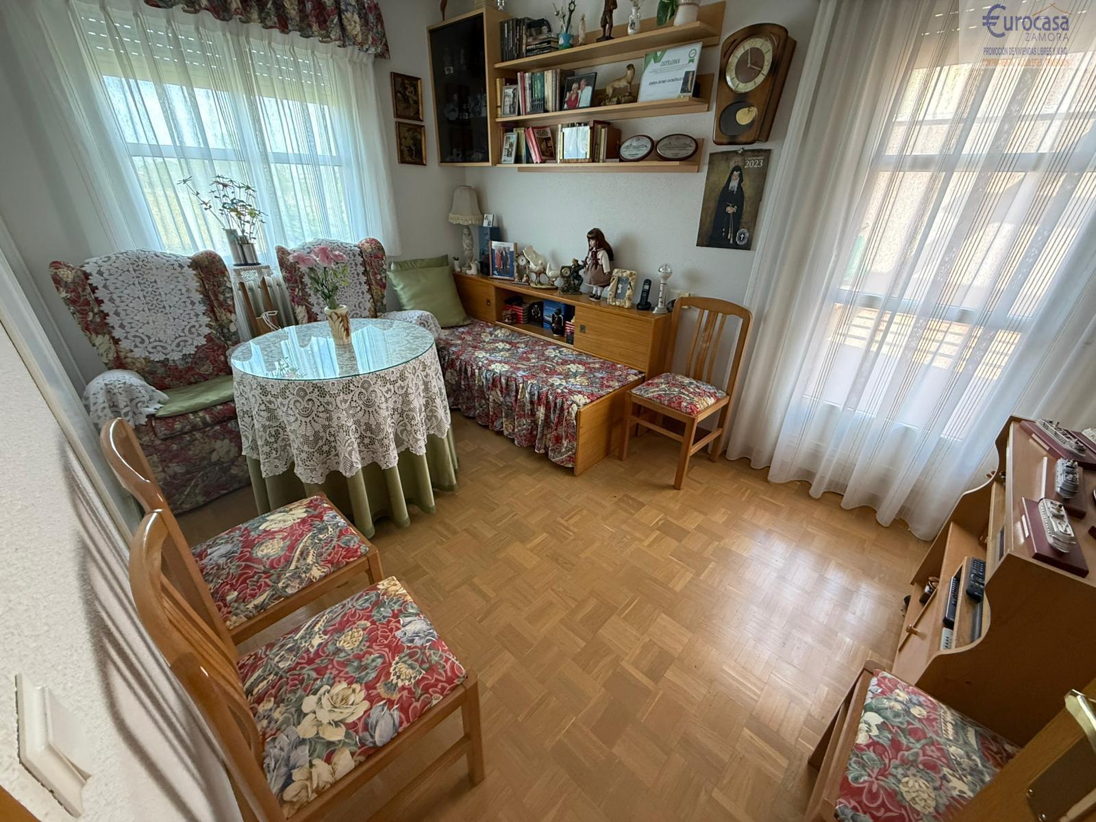 Venta de chalet en Villaralbo