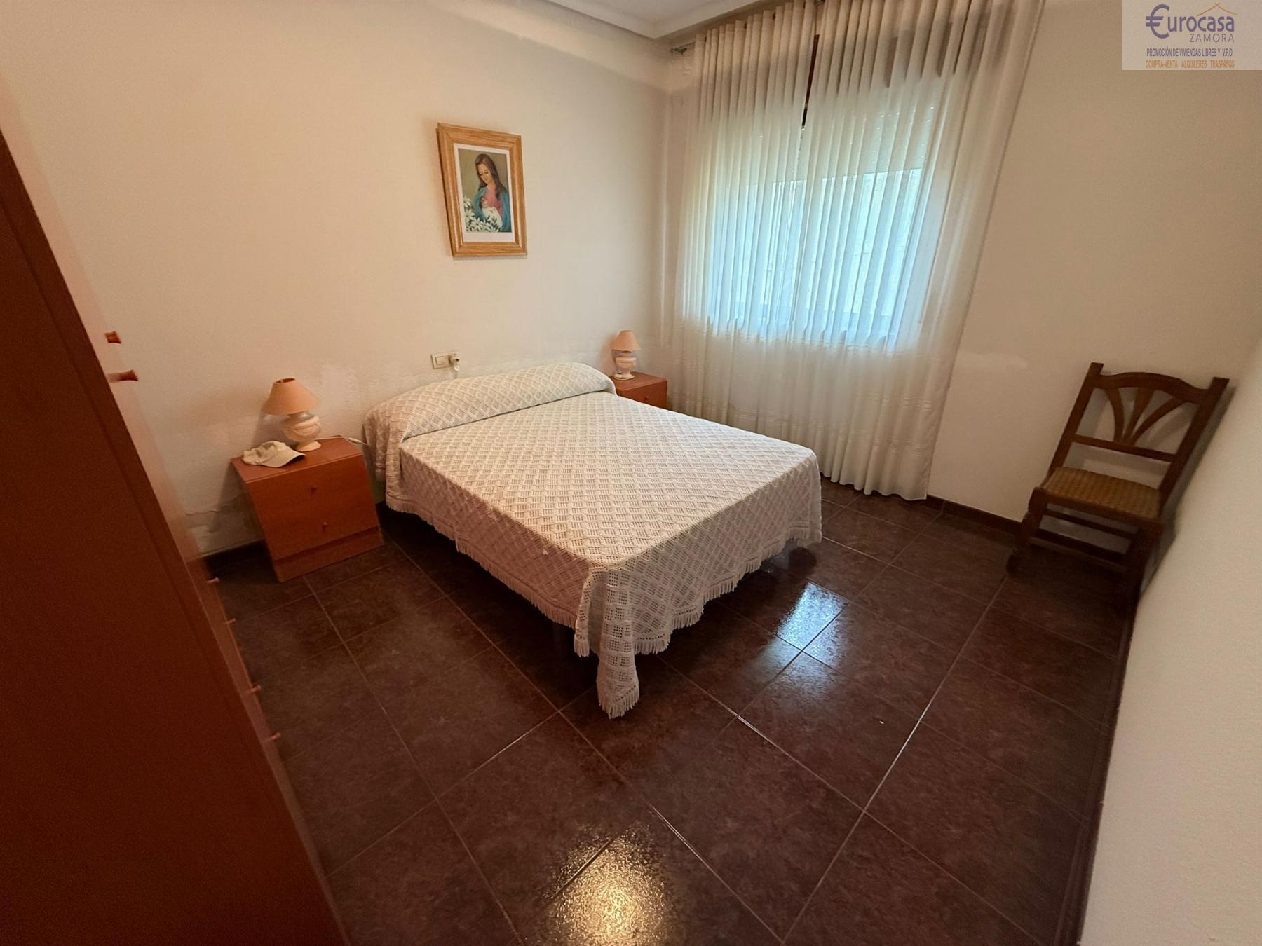 Venta de chalet en San Pedro de la Nave