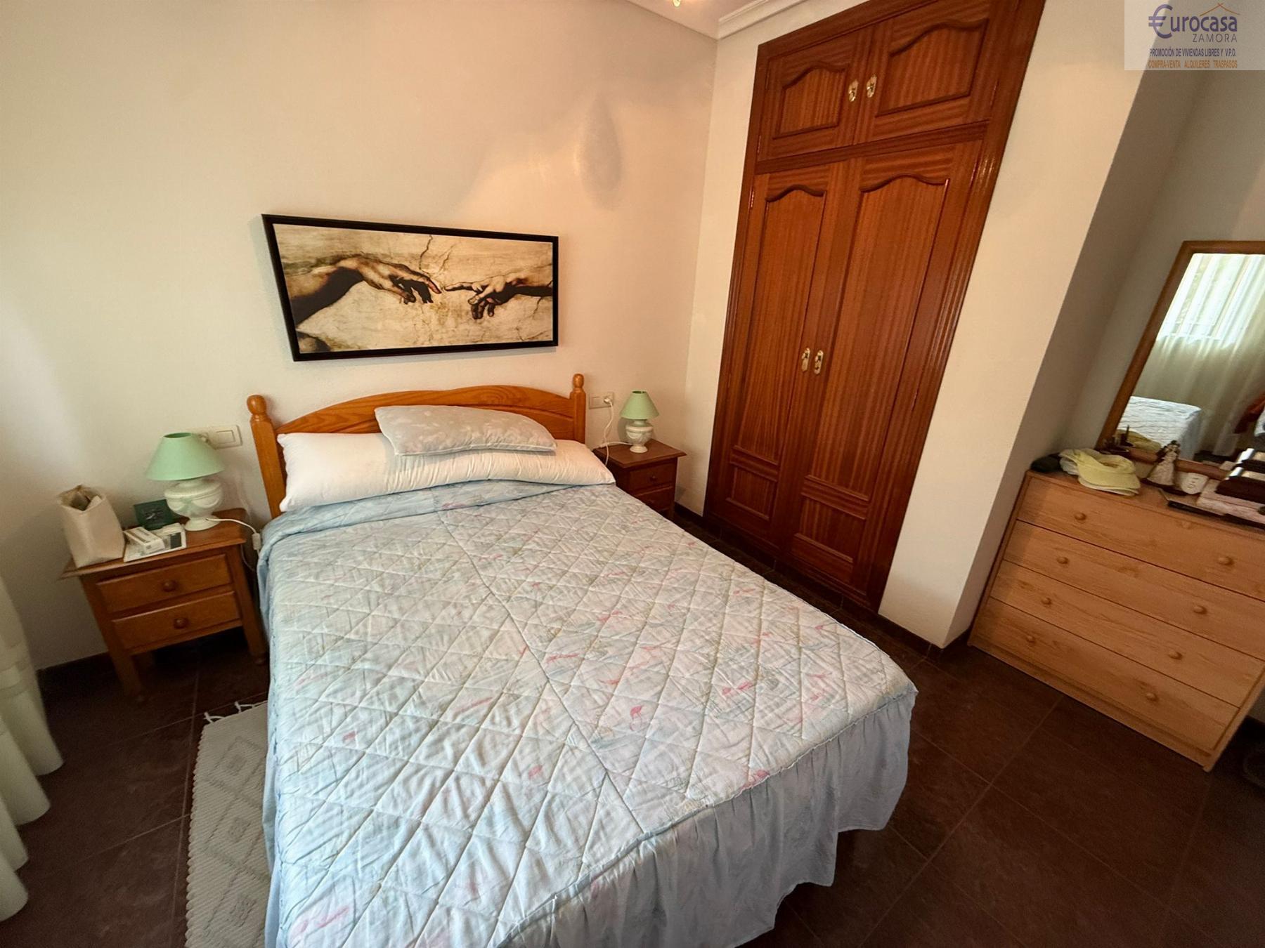 Venta de chalet en San Pedro de la Nave