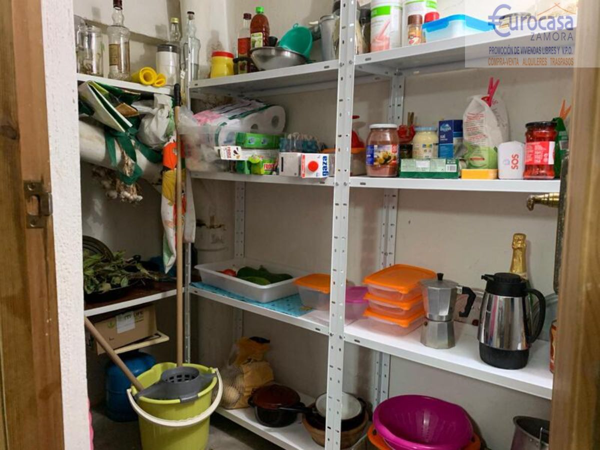 Venta de casa en Corrales