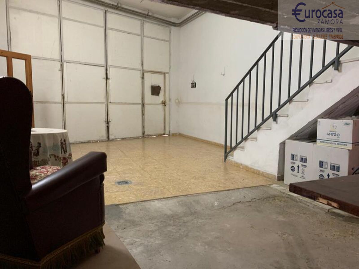 Venta de casa en Corrales