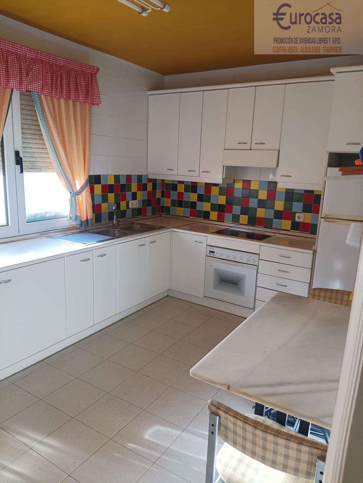 Venta de chalet en Belver de los Montes