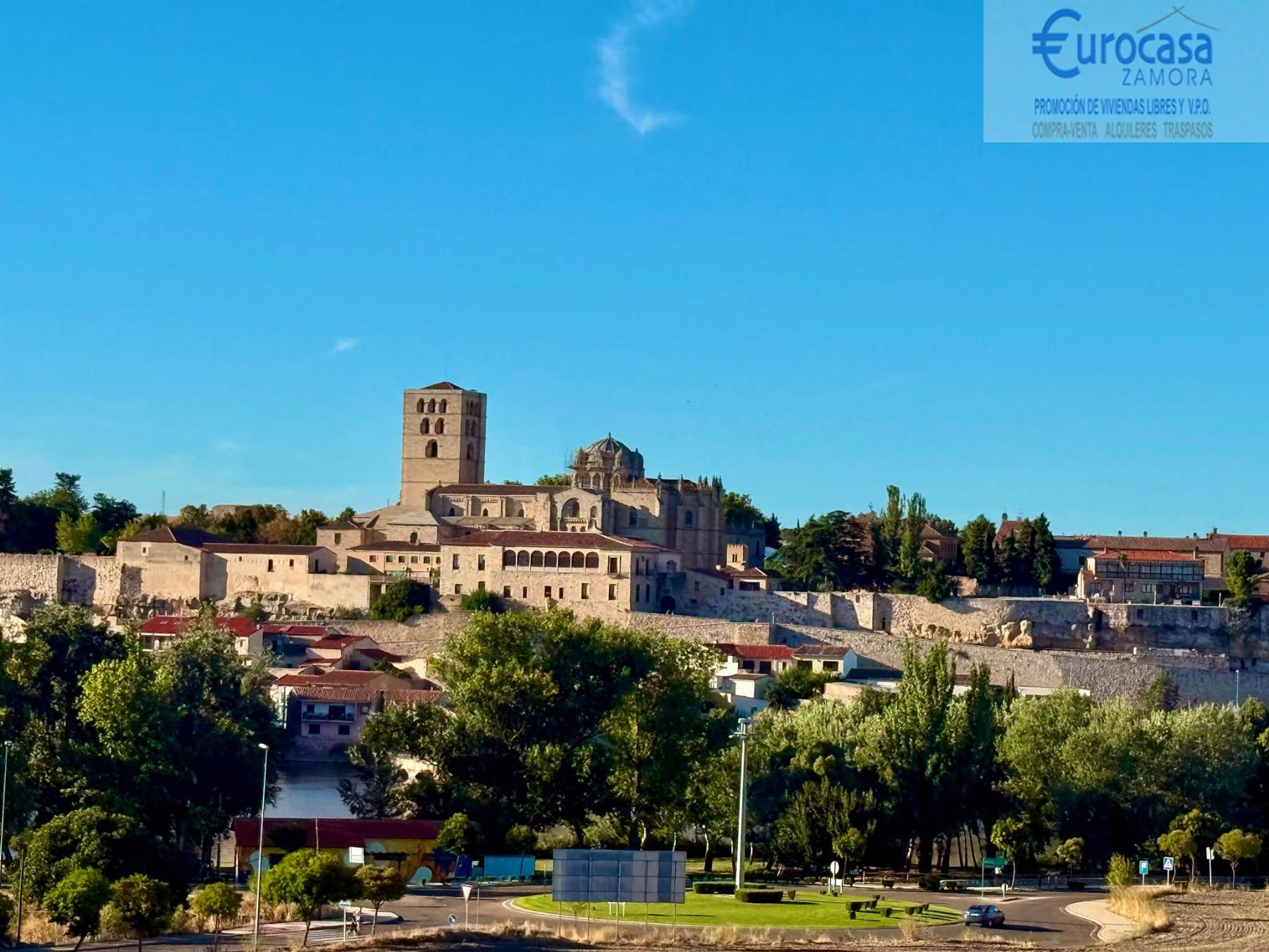 Venta de chalet en Zamora