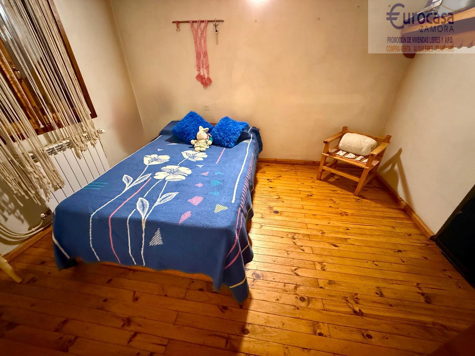 Venta de casa en Asturianos