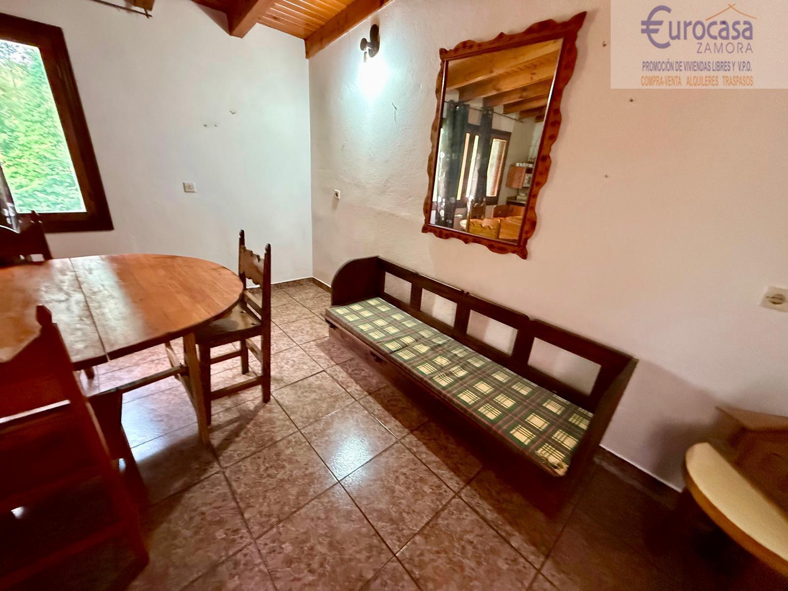 Venta de casa en Asturianos
