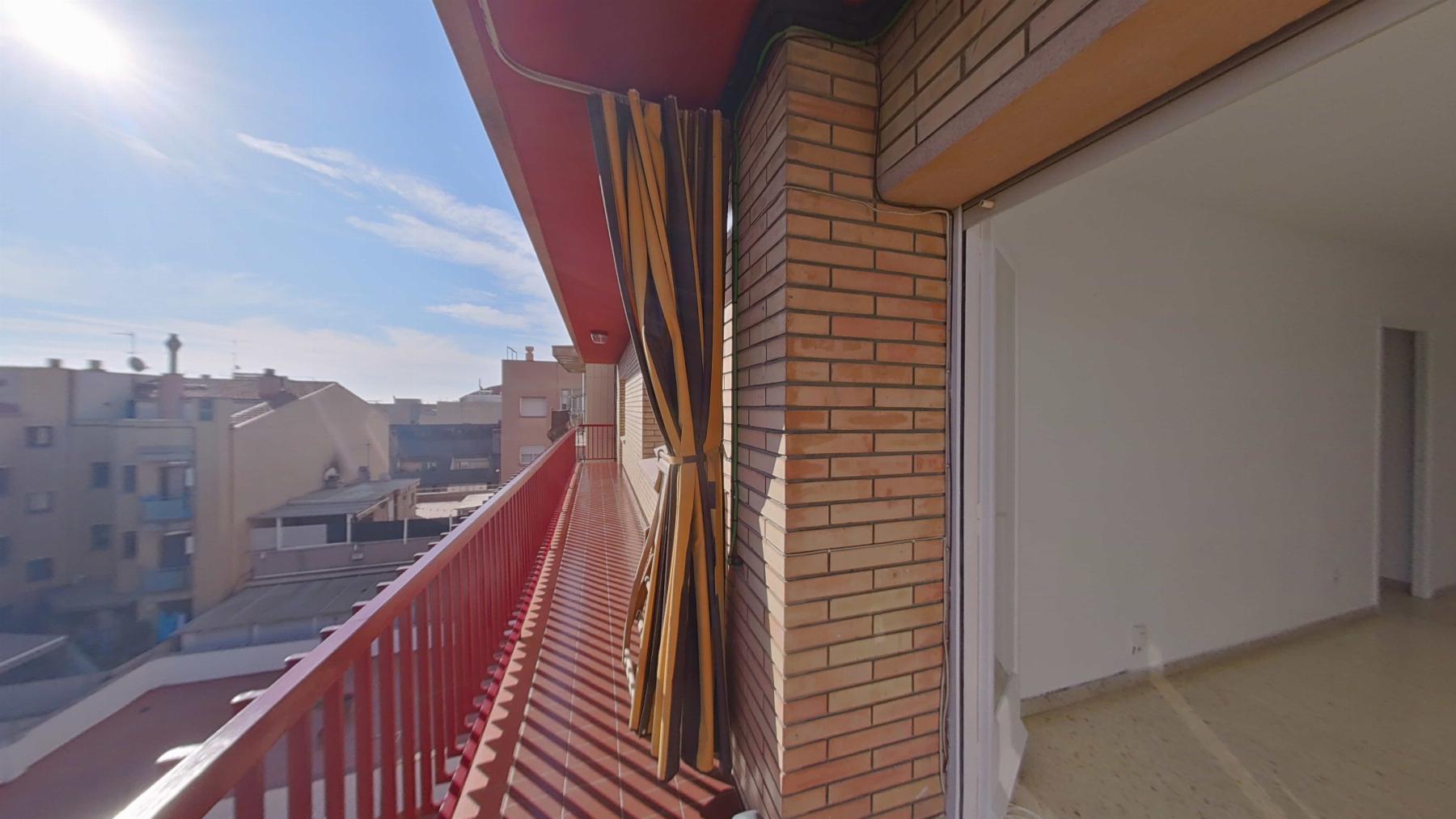 For rent of flat in Sant Vicenç dels Horts