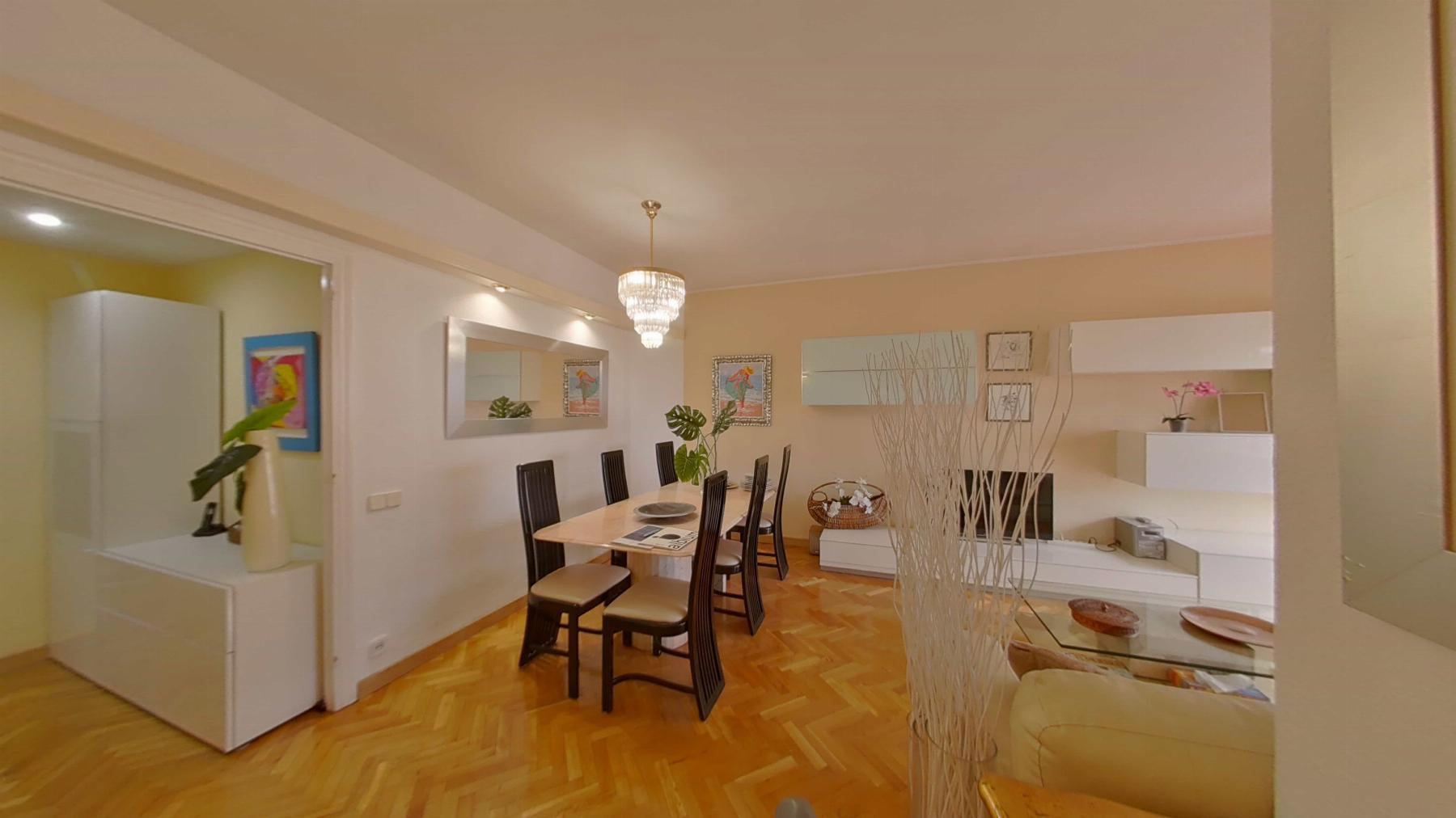 For sale of penthouse in Barcelona