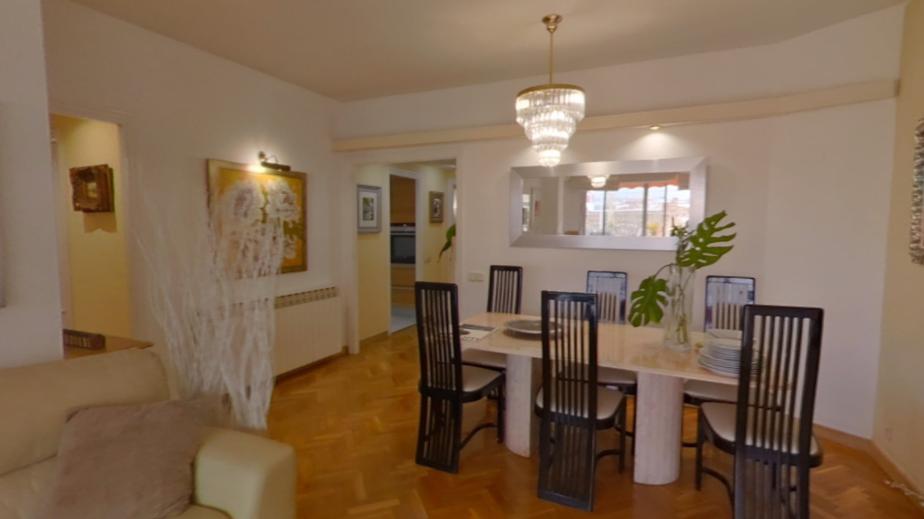 For sale of penthouse in Barcelona