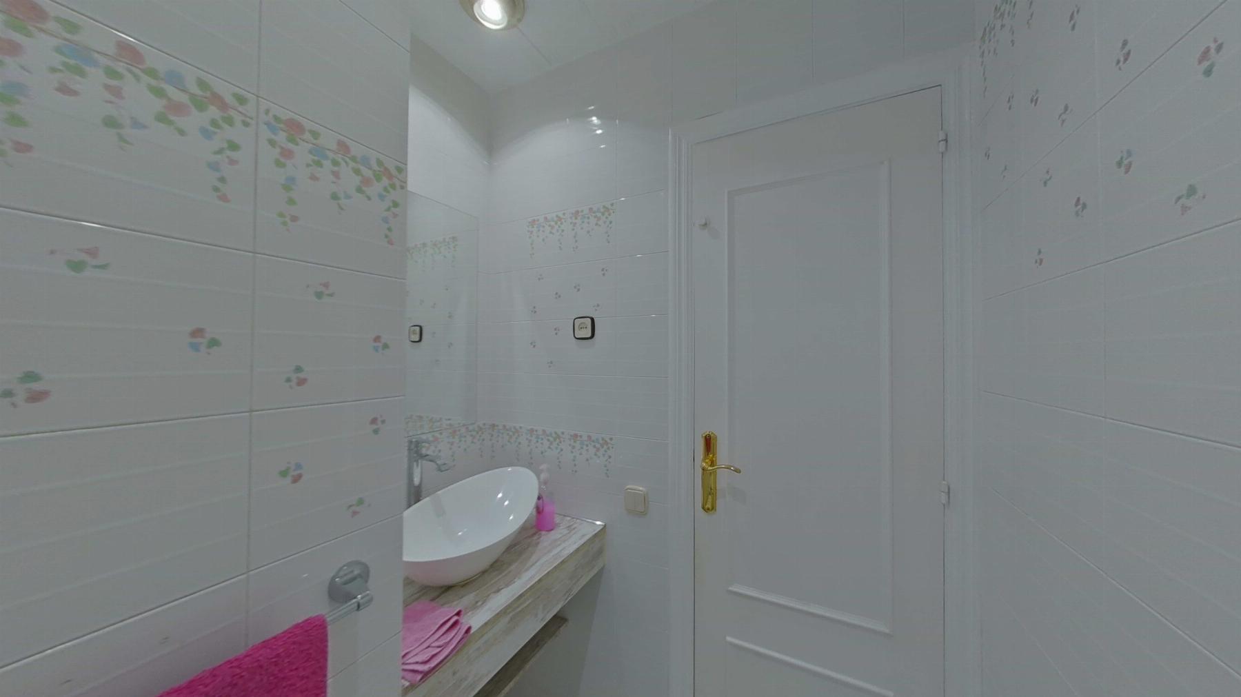 For sale of penthouse in Barcelona