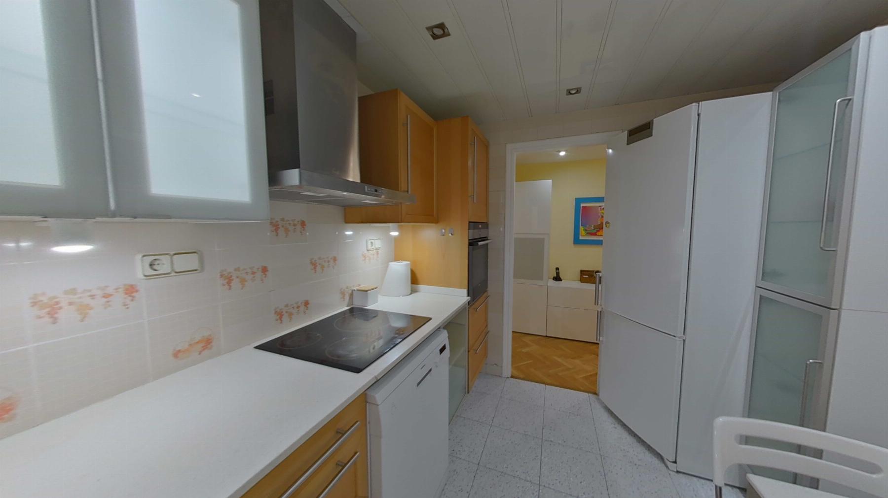 For sale of penthouse in Barcelona