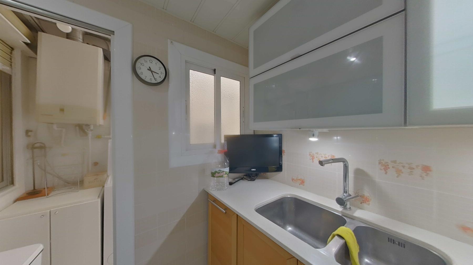 For sale of penthouse in Barcelona