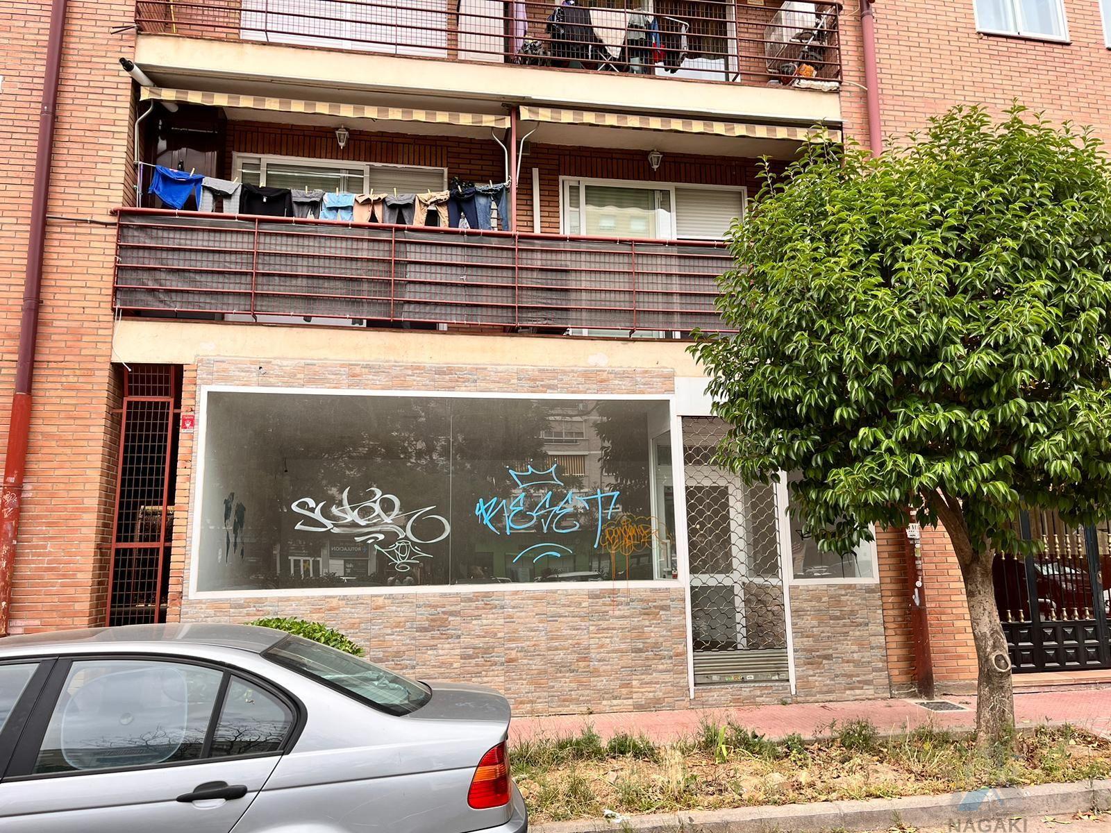 Venta de local en Alcalá de Henares