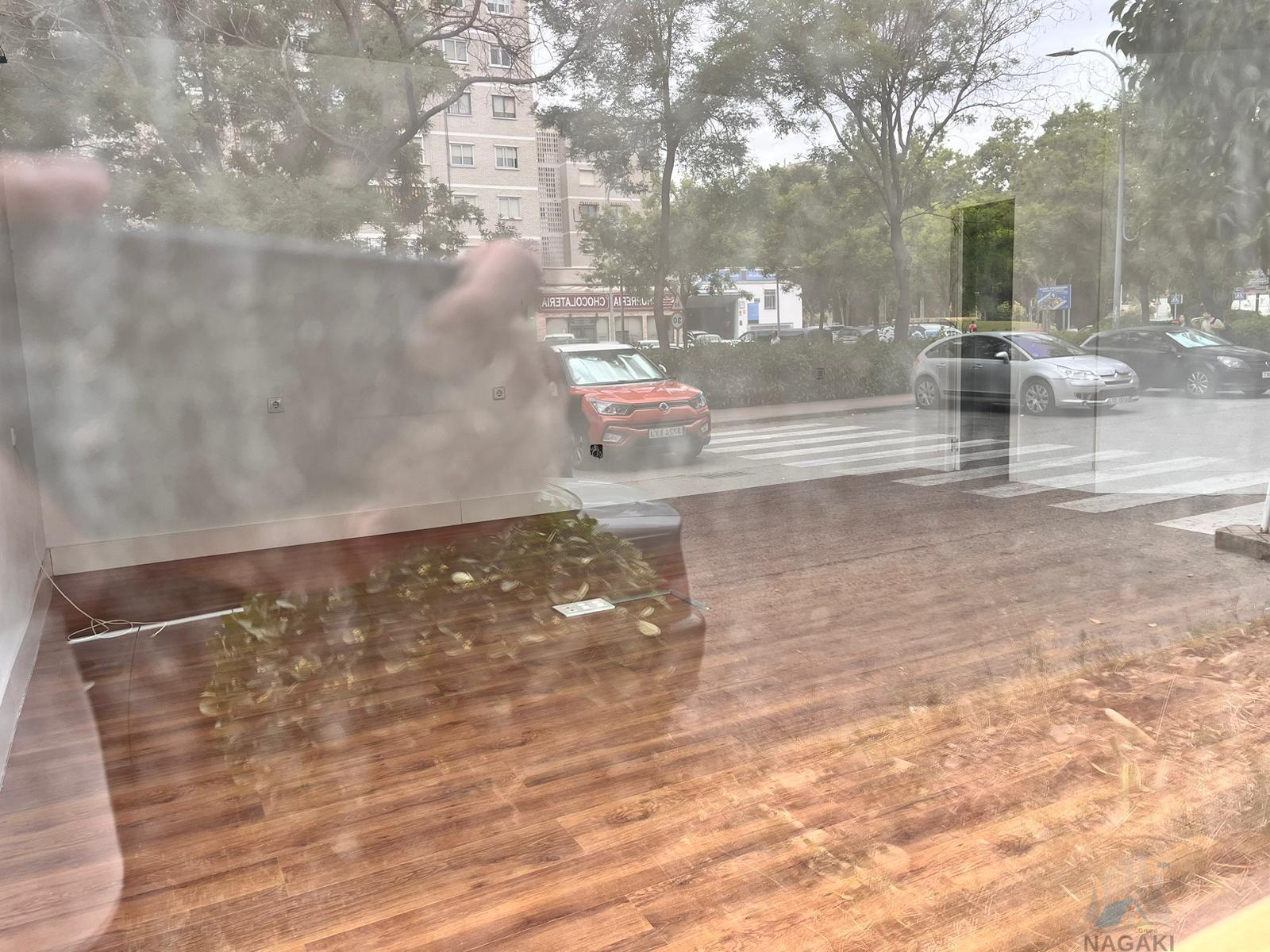 Venta de local en Alcalá de Henares