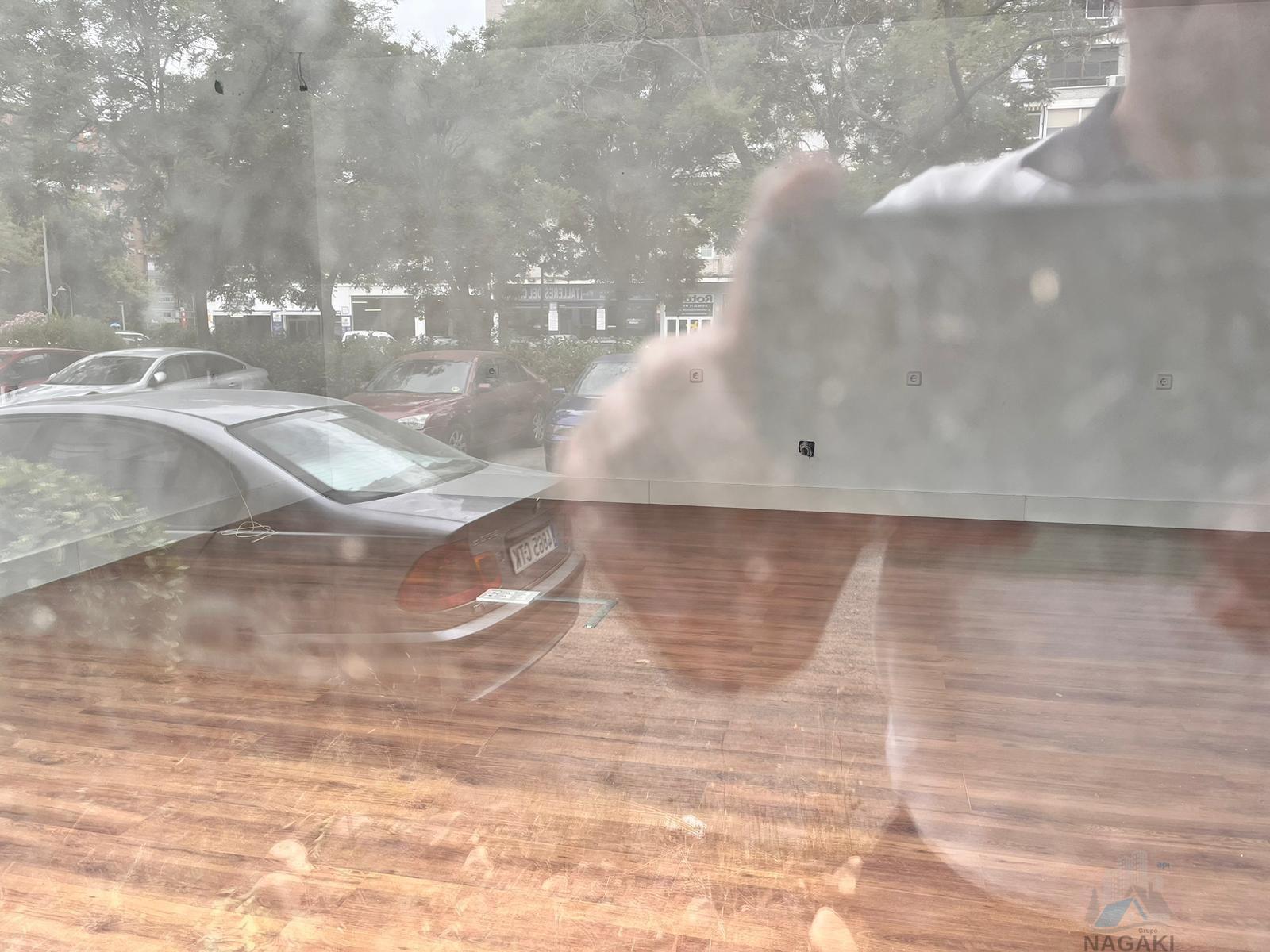 Venta de local en Alcalá de Henares