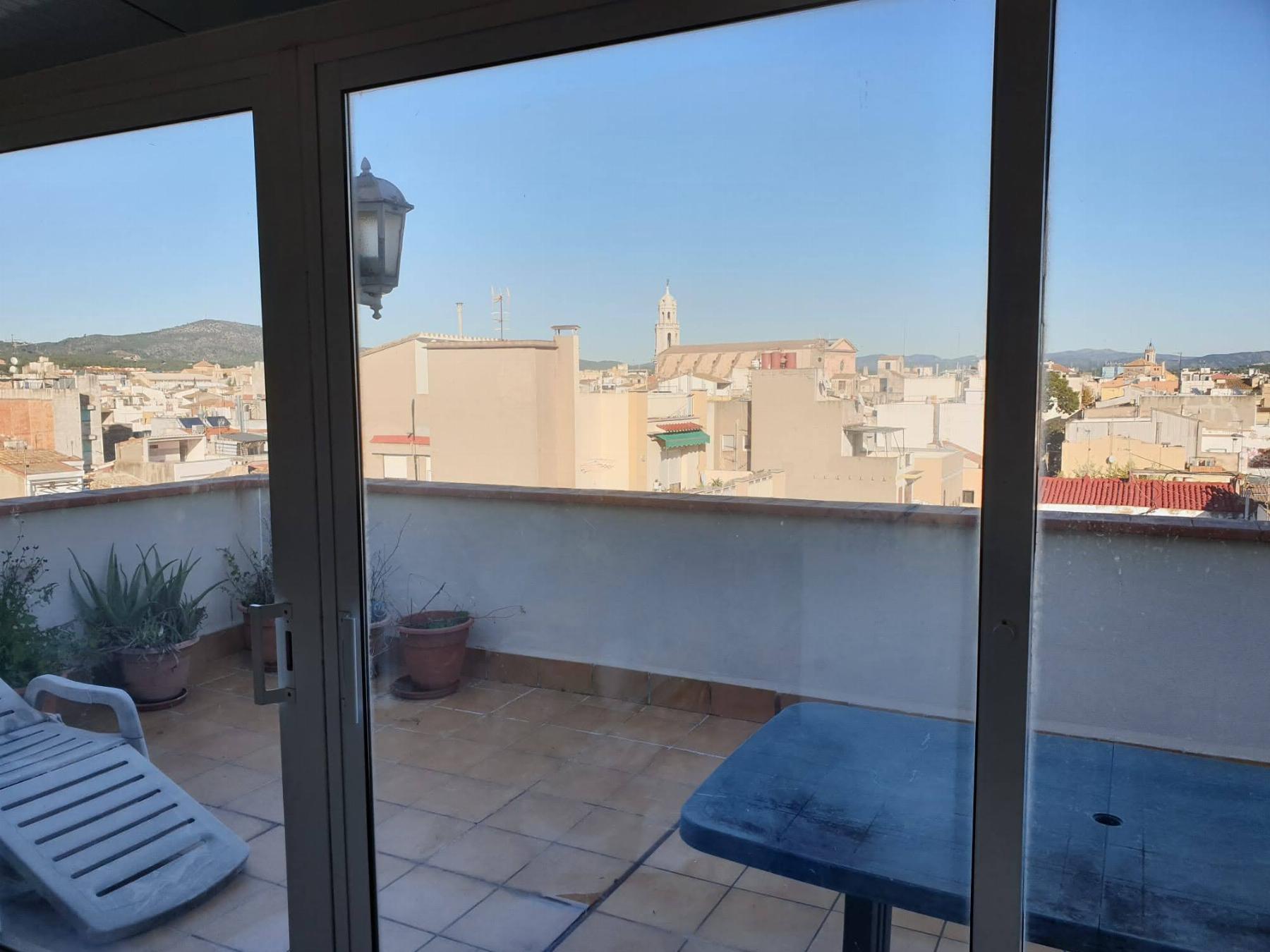 For sale of penthouse in Vilanova i la Geltrú