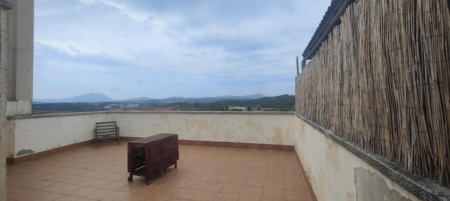 For sale of duplex in El Papiol