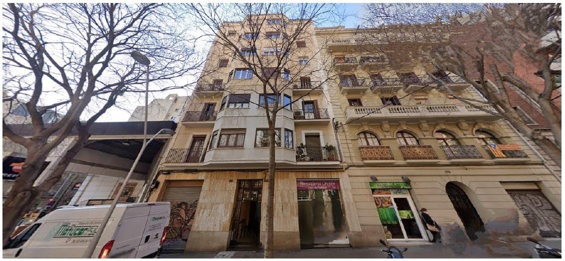 For sale of flat in Barcelona