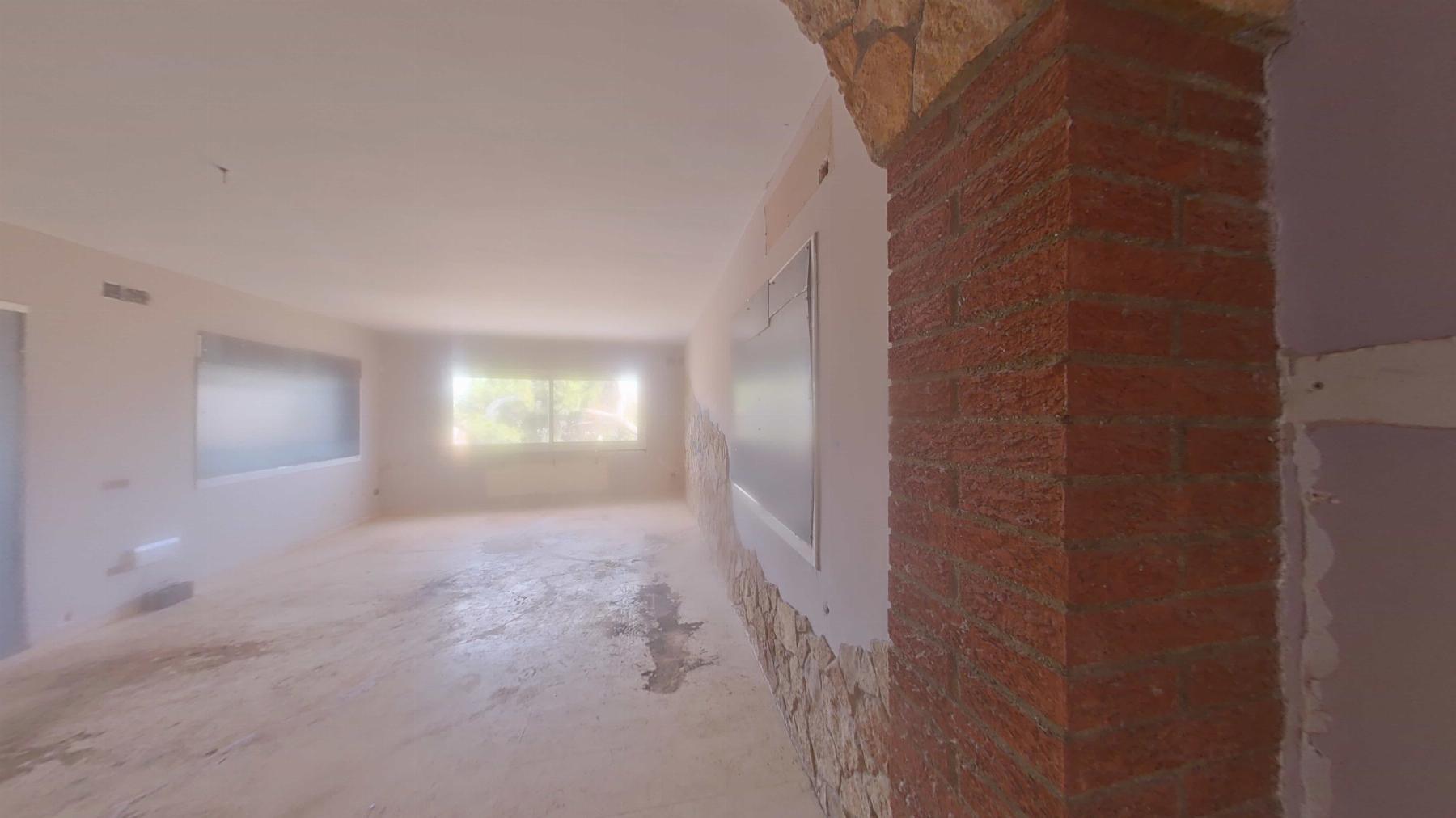 For sale of house in Santa Coloma de Gramanet
