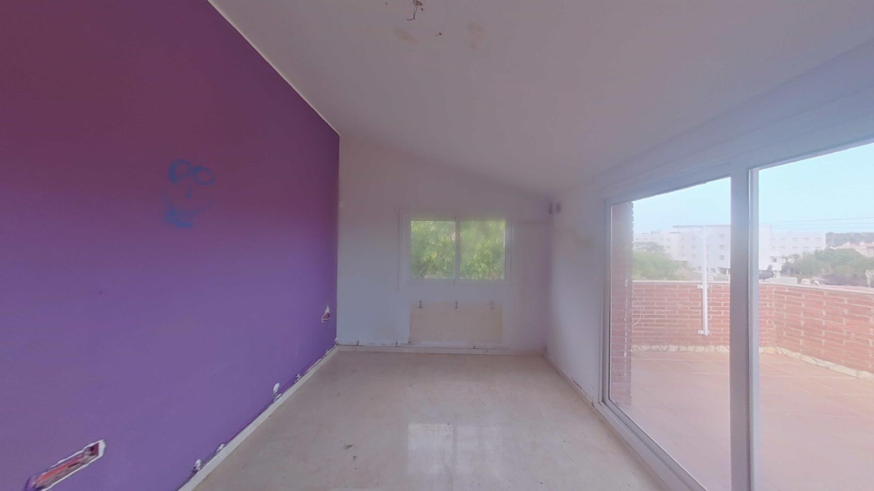 For sale of house in Santa Coloma de Gramanet