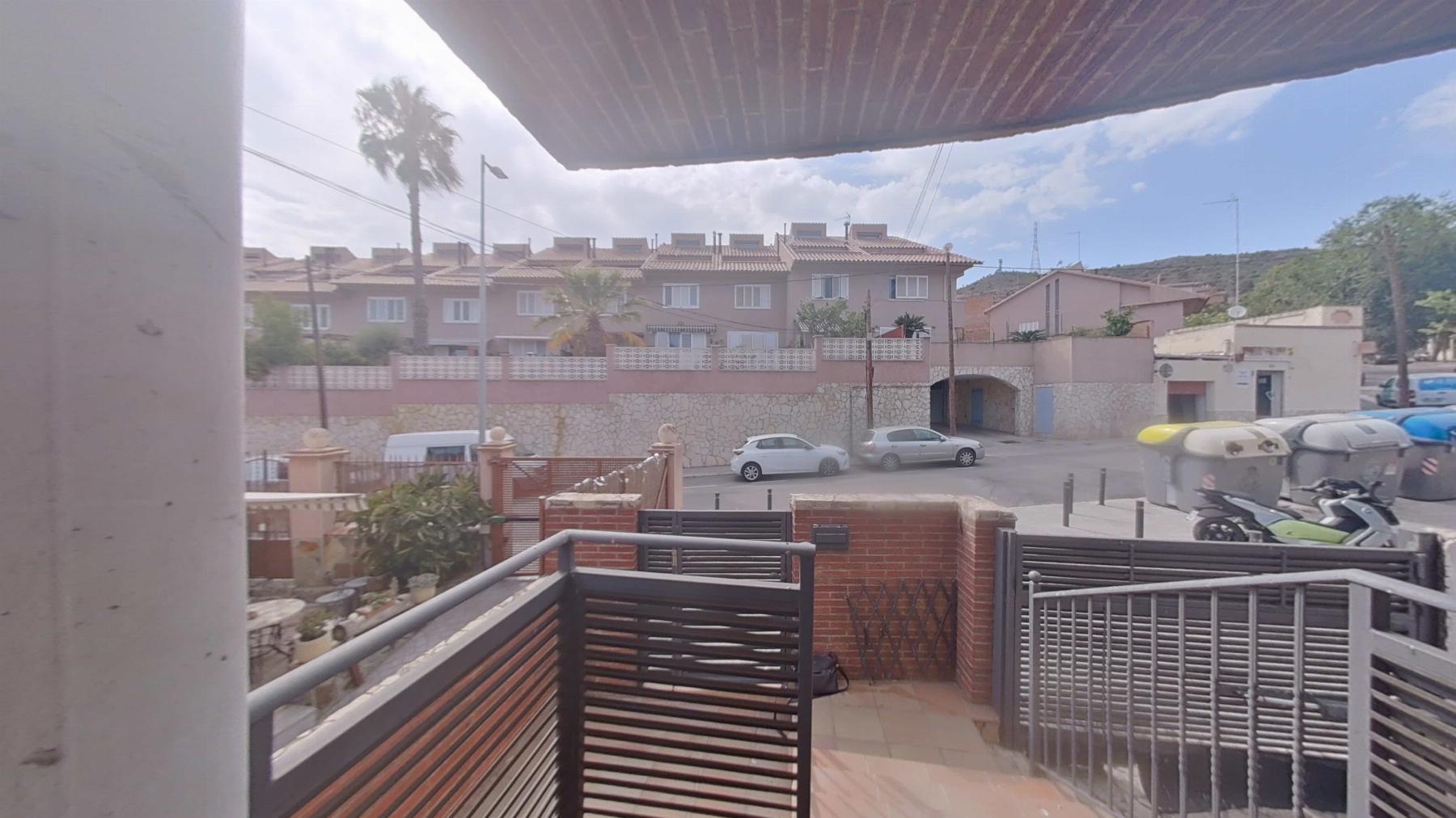 For sale of house in Santa Coloma de Gramanet