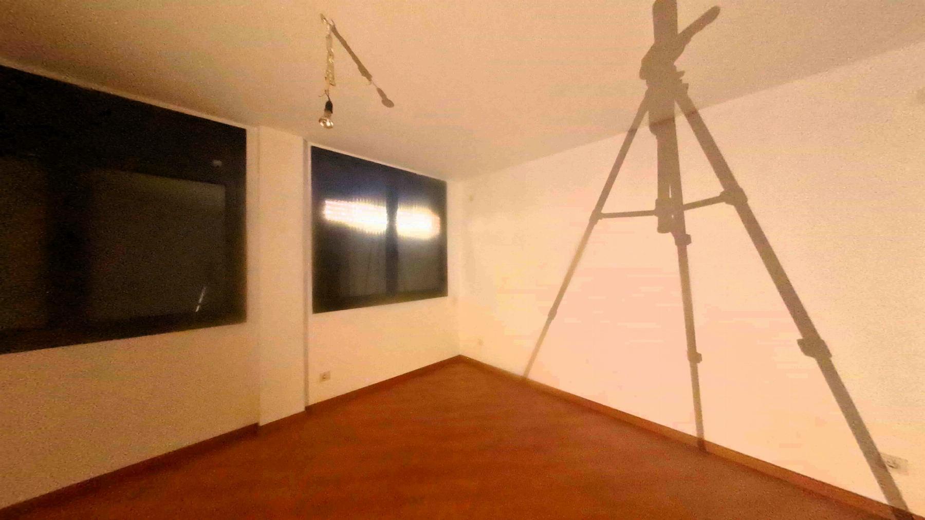 For sale of flat in La Torre de Claramunt