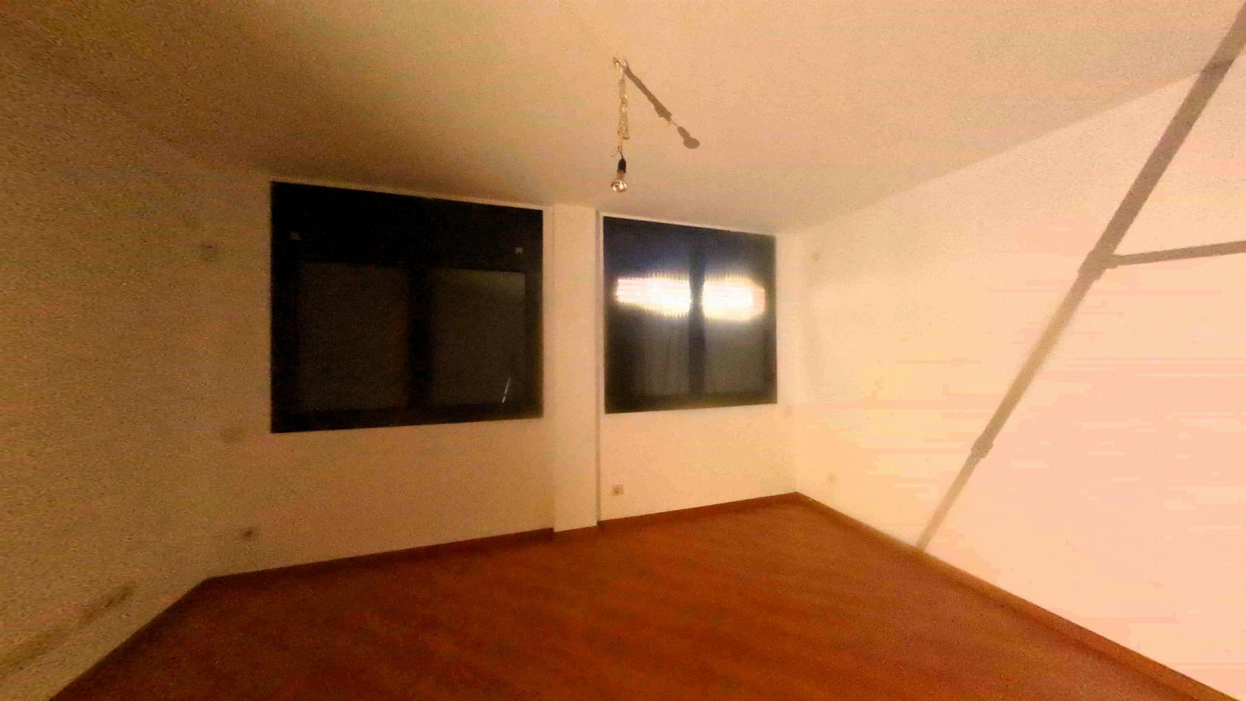 For sale of flat in La Torre de Claramunt