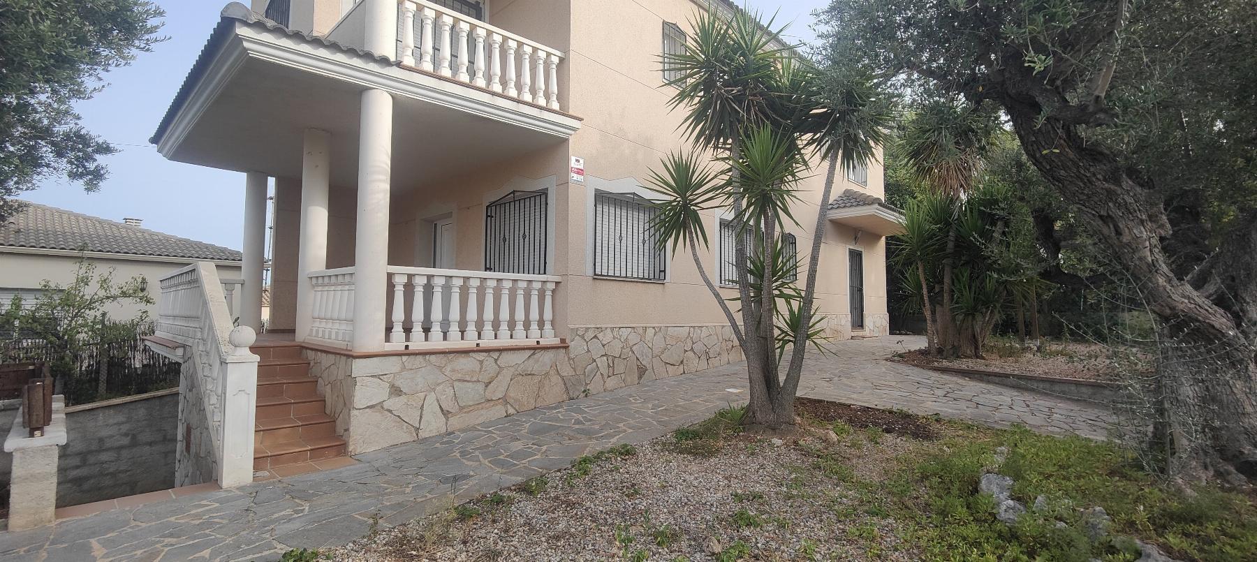 For sale of house in Piera