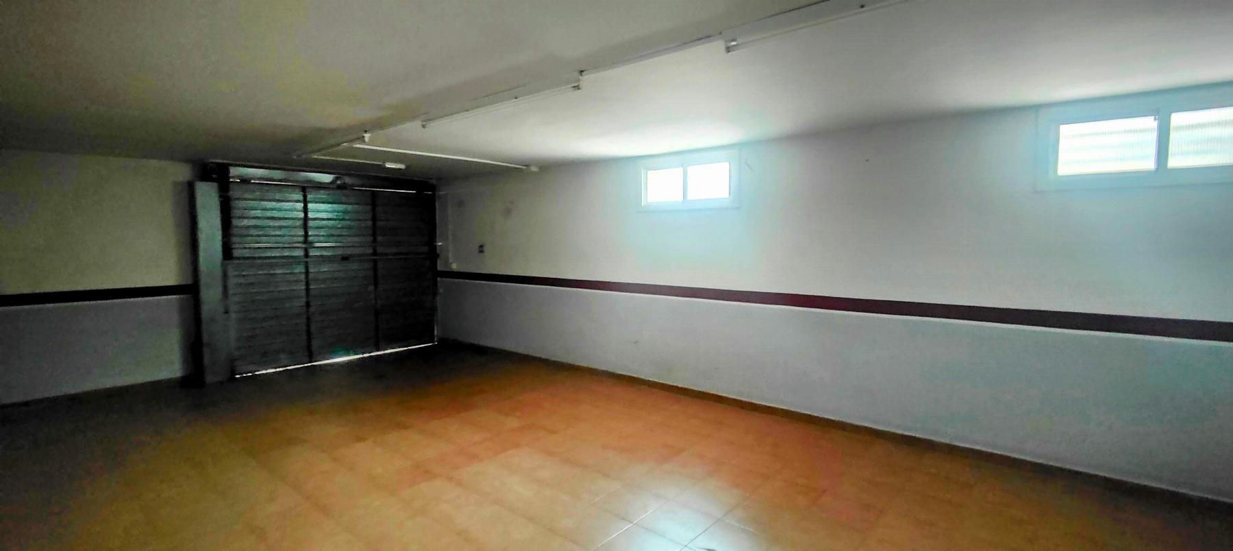 For sale of house in Piera