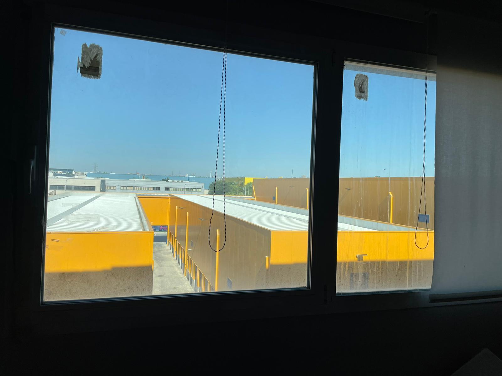 For sale of office in Madrid