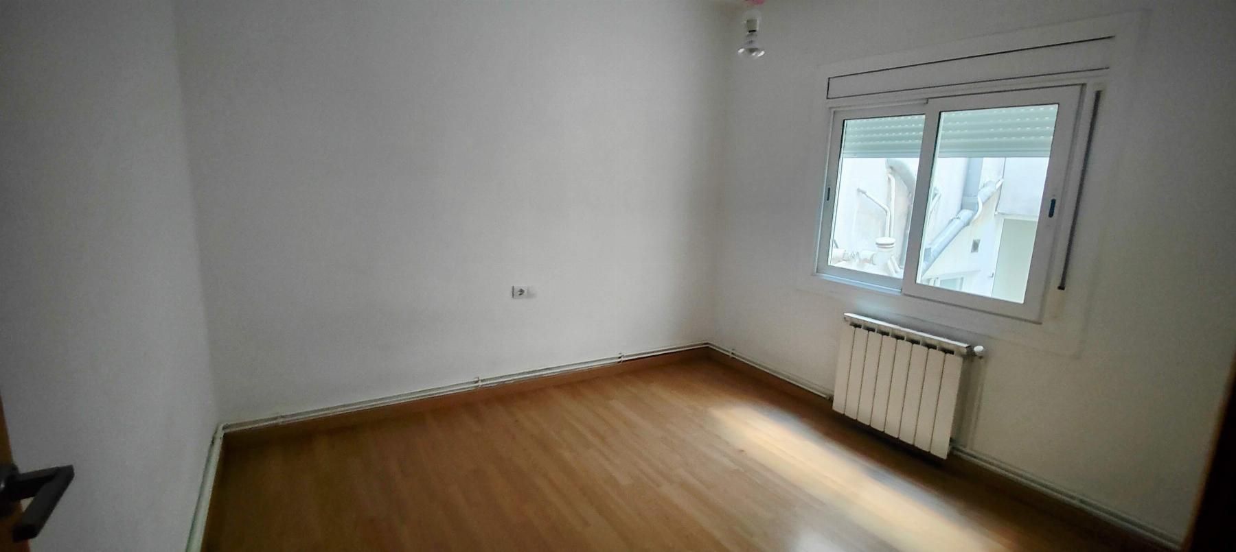 For sale of flat in Sentmenat
