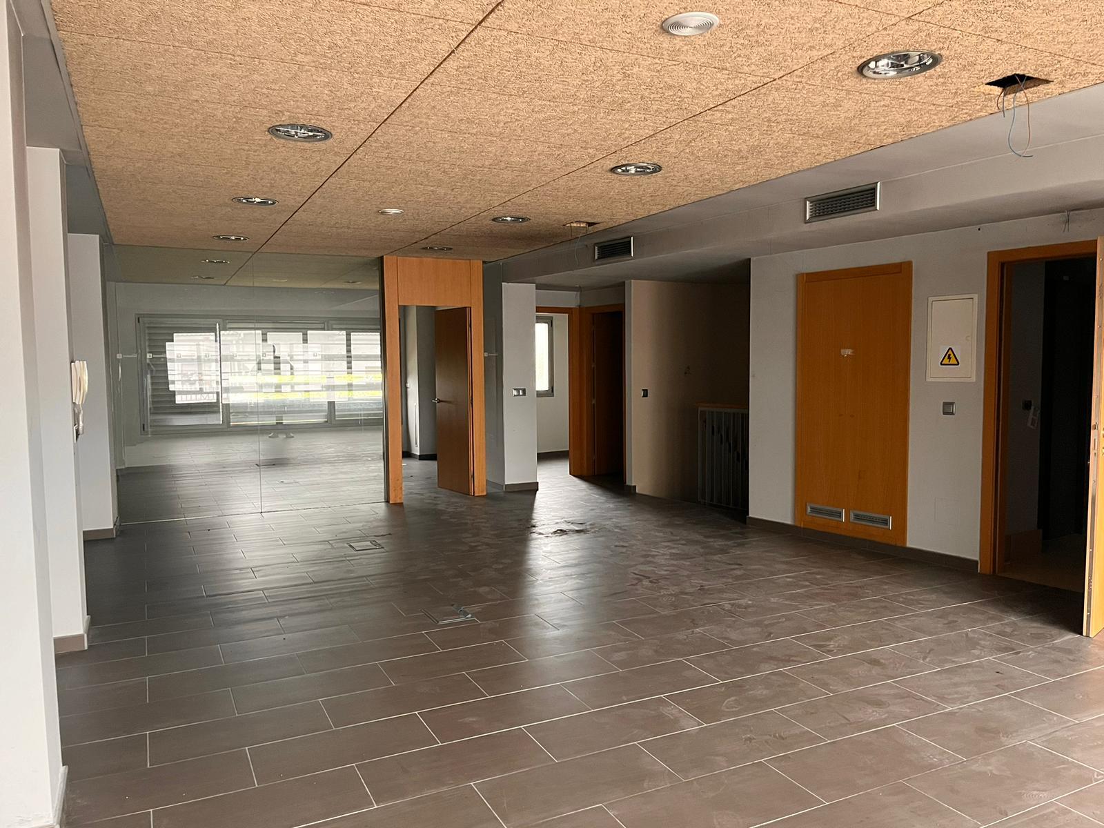 For sale of building in Las Ventas de Retamosa