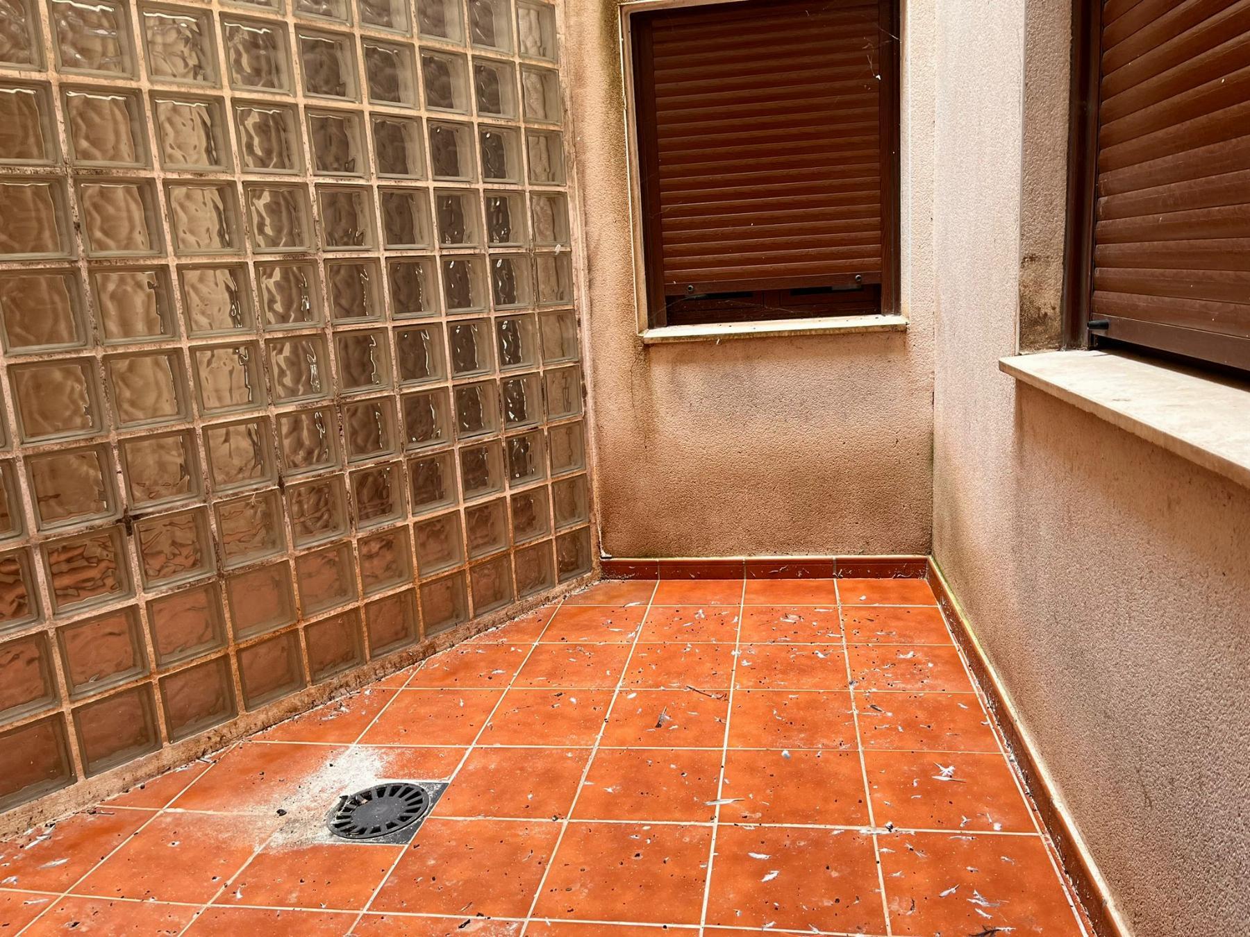 For sale of flat in Villatobas