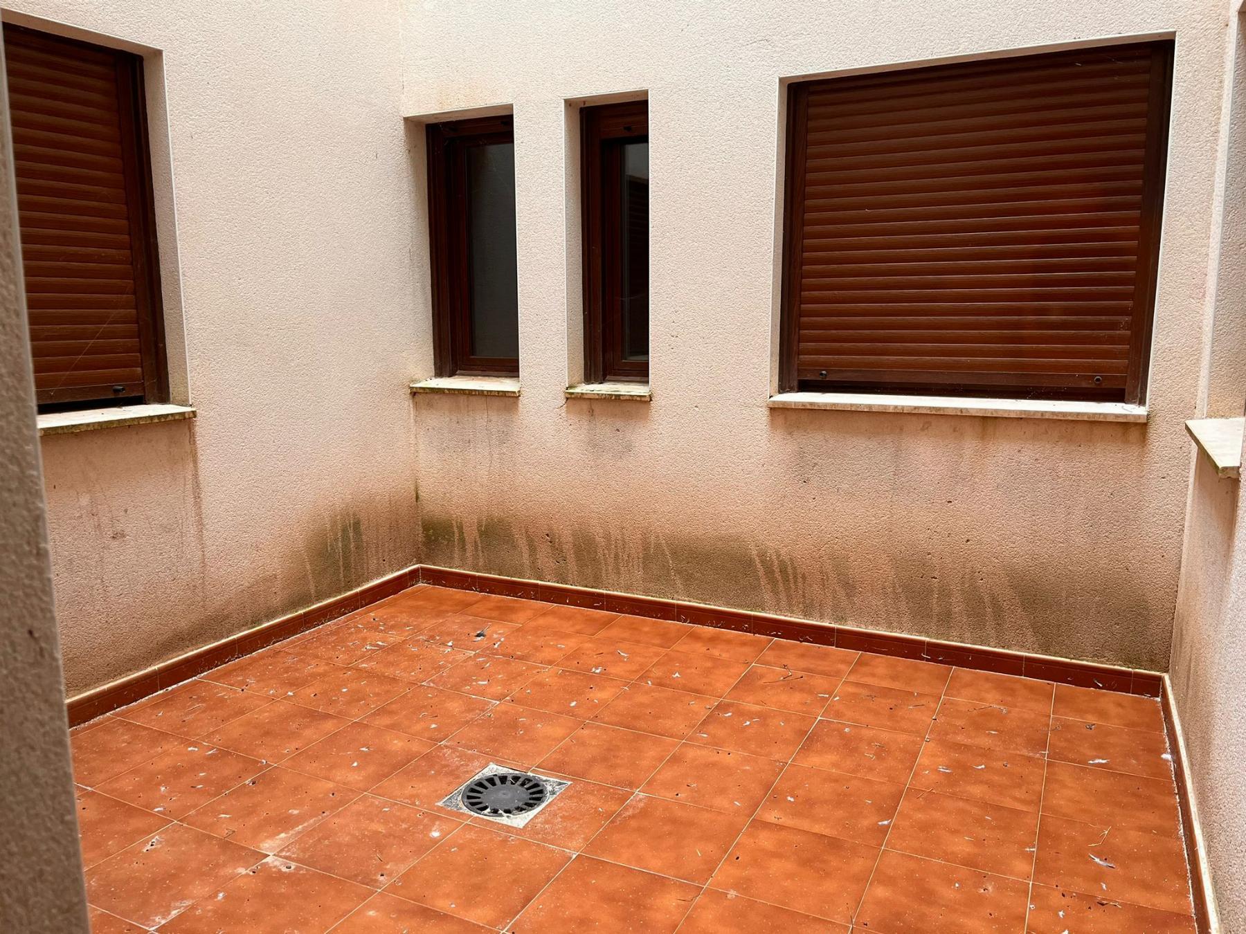 For sale of flat in Villatobas