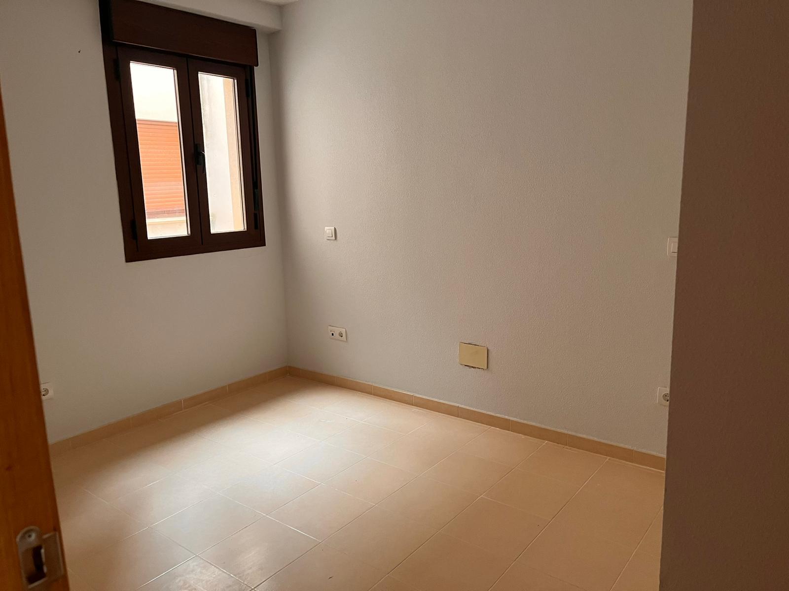 For sale of flat in Villatobas