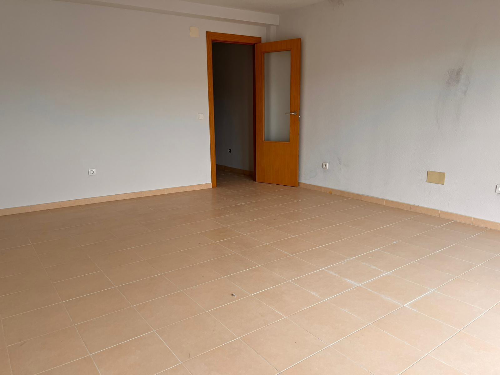 For sale of flat in Villatobas