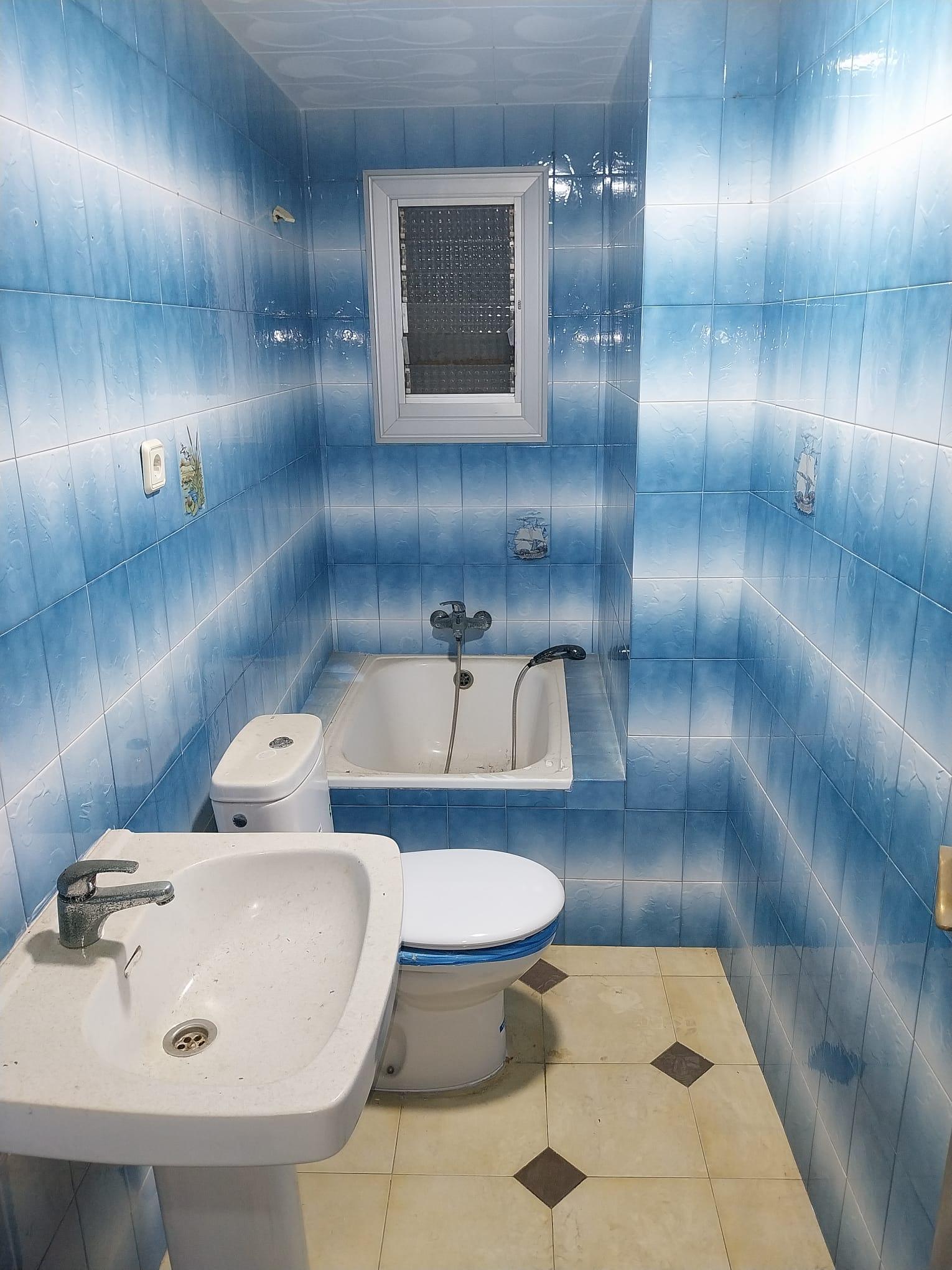 For sale of flat in Santa Coloma de Gramanet