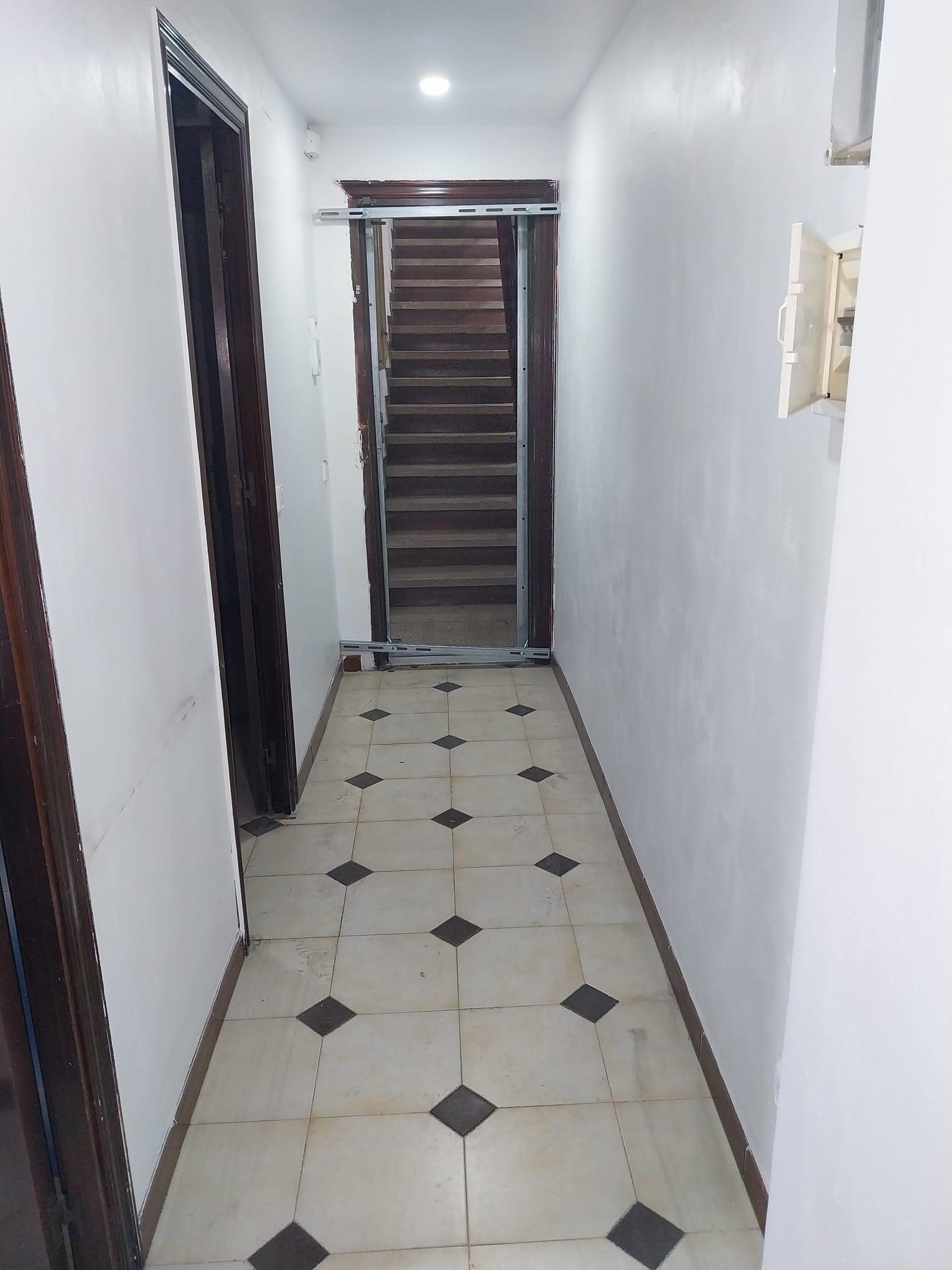 For sale of flat in Santa Coloma de Gramanet