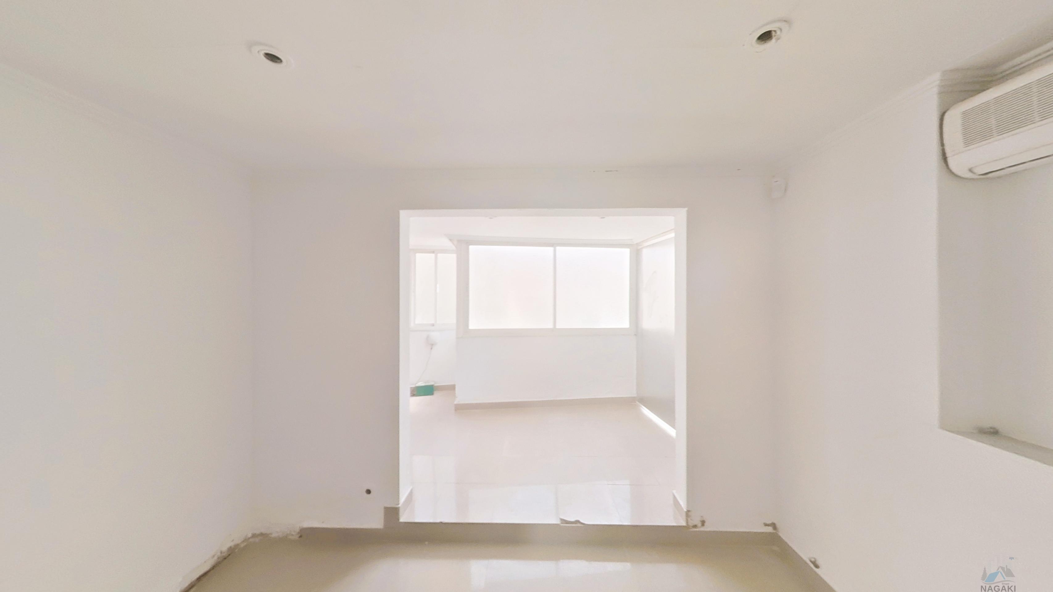 For sale of flat in Barcelona