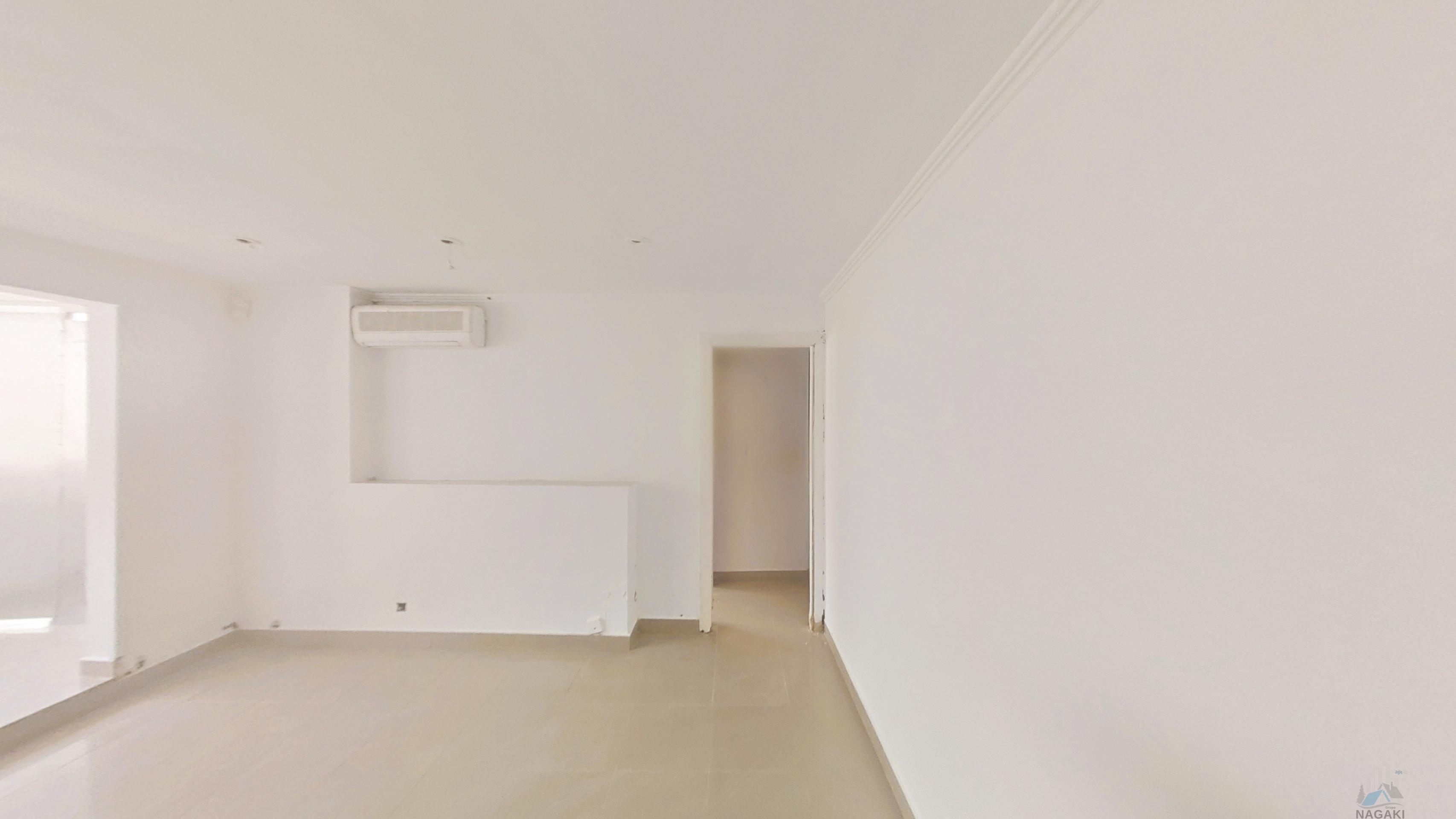 For sale of flat in Barcelona