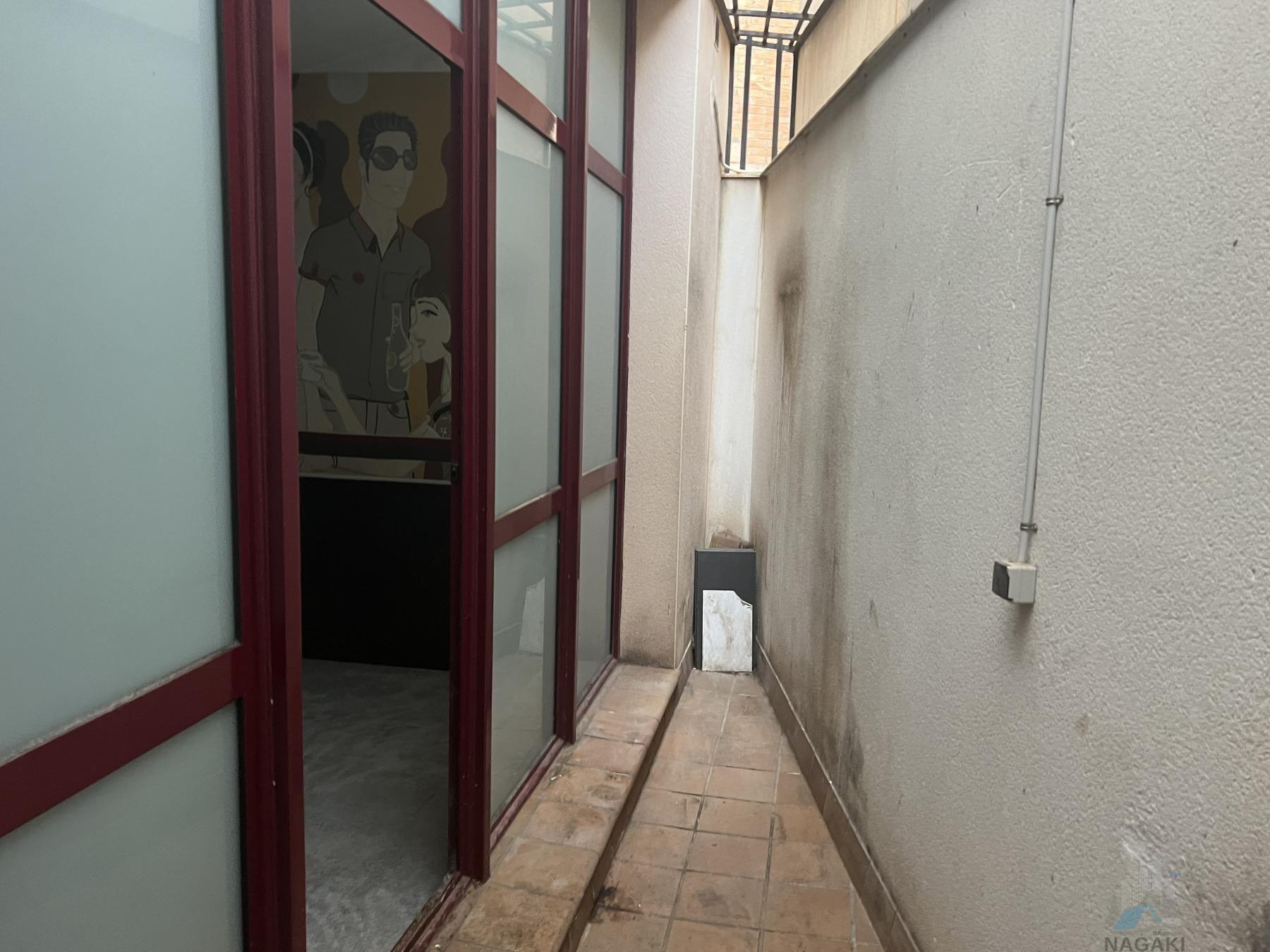 Venta de local en l Hospitalet de Llobregat