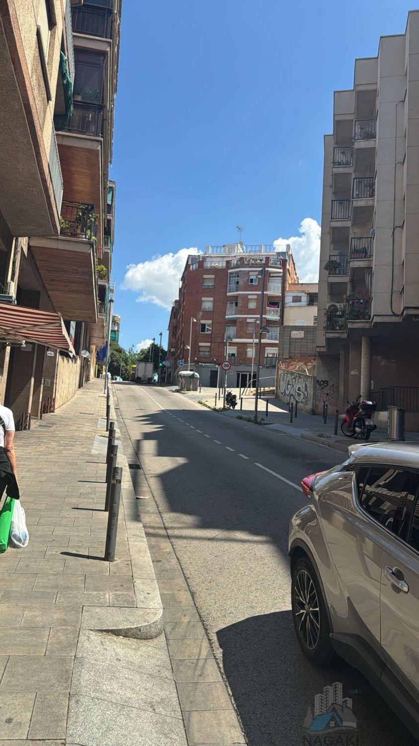 Venta de local en Badalona