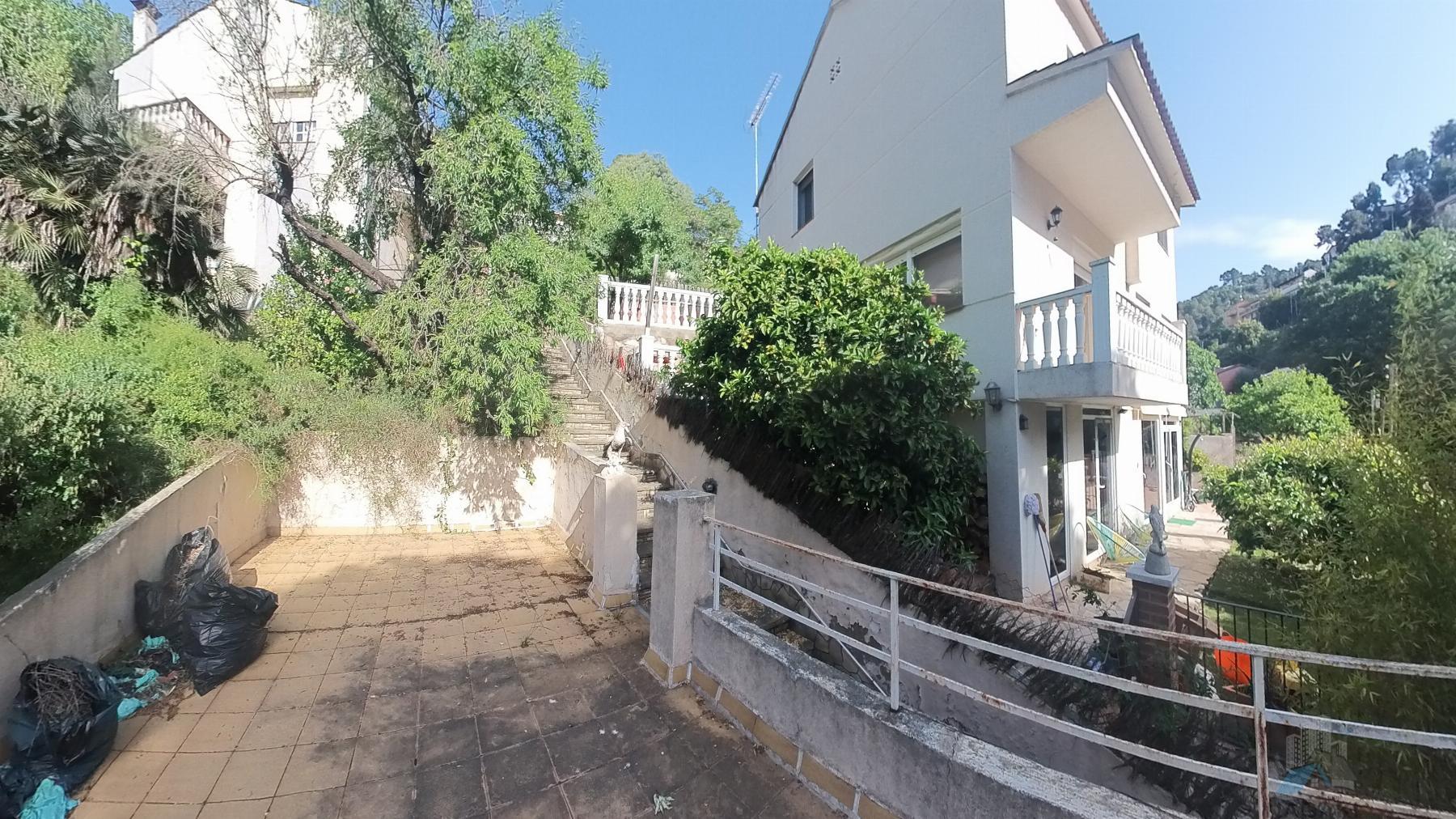 Venta de casa en Corbera de Llobregat