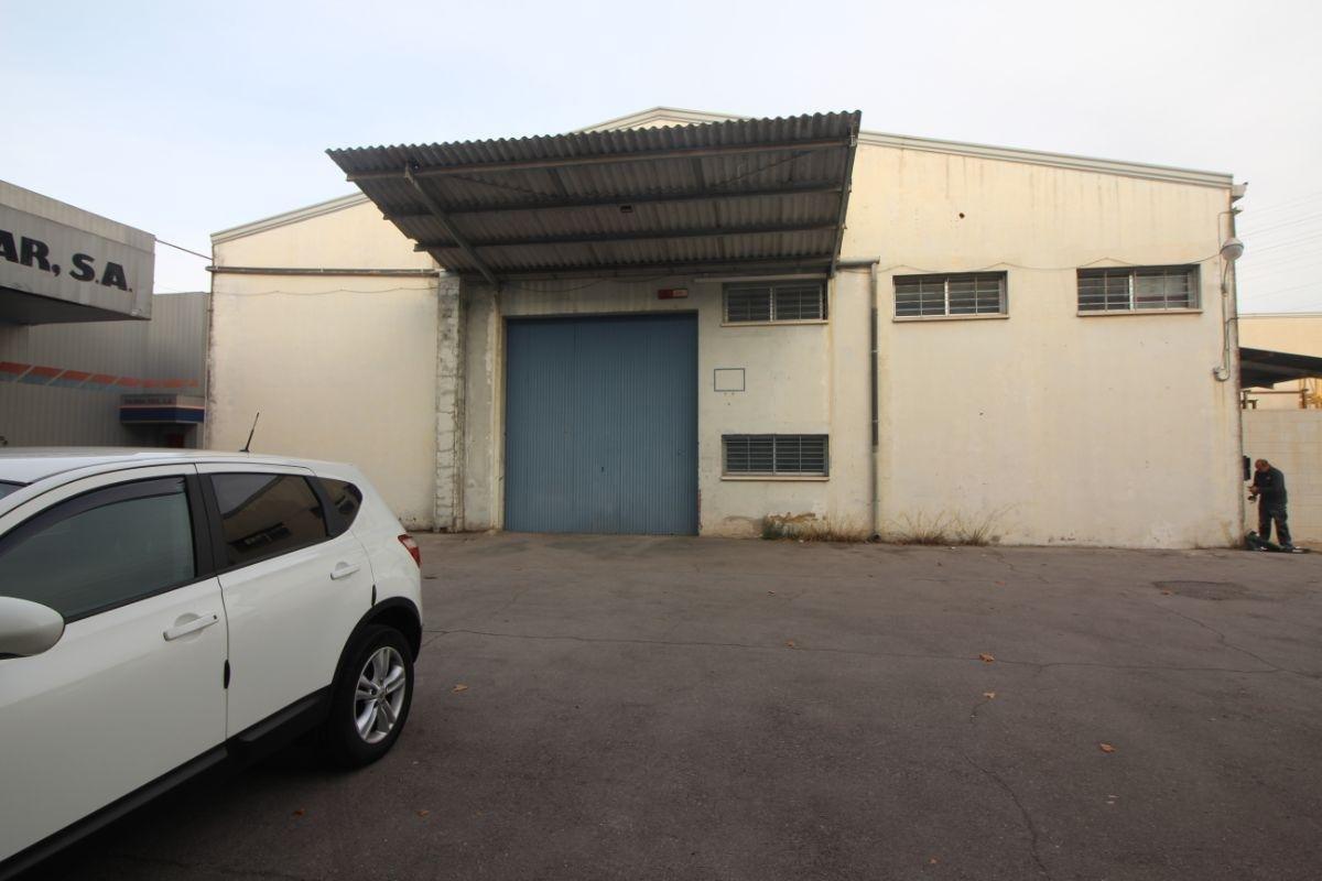 For sale of industrial plant/warehouse in Cerdanyola del Vallès