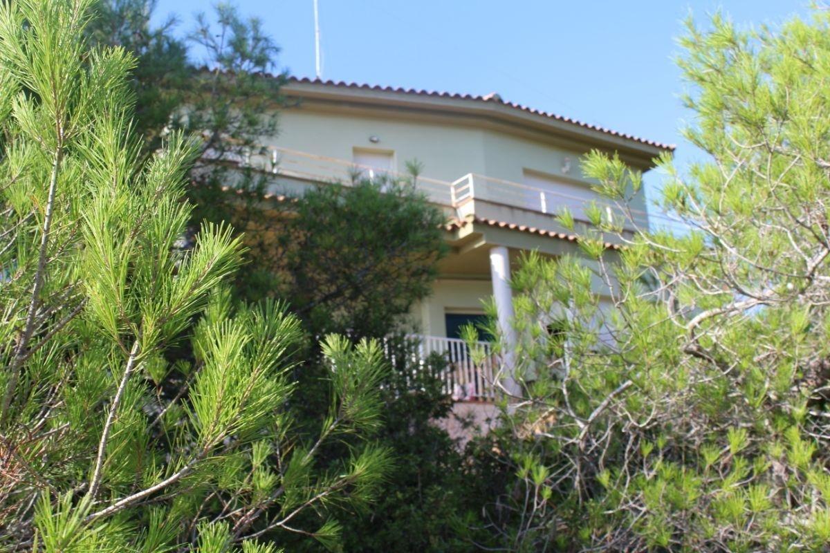 For sale of house in Olèrdola