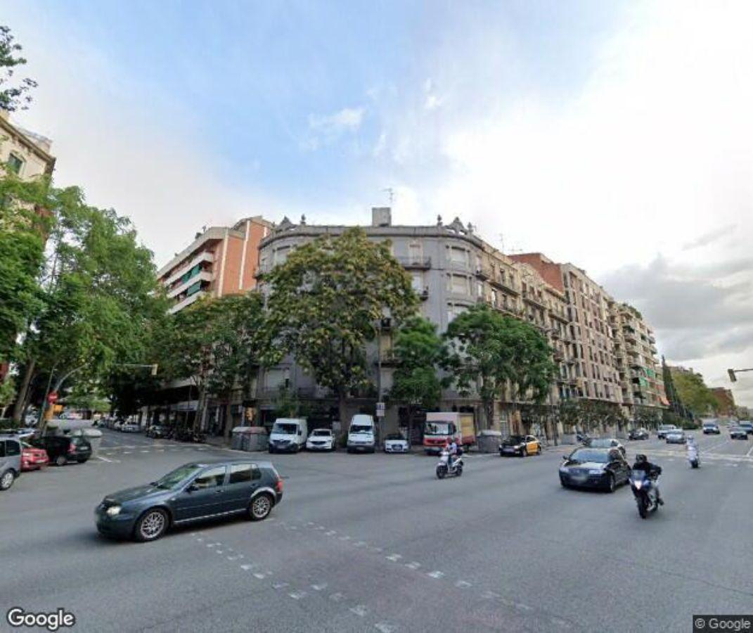 For sale of flat in Barcelona