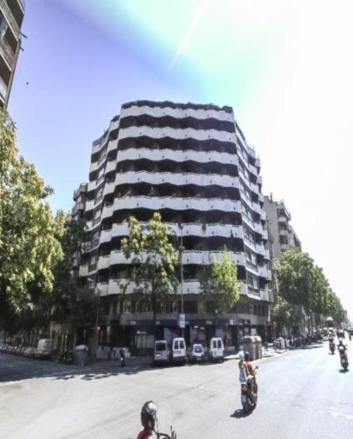 For sale of flat in Barcelona