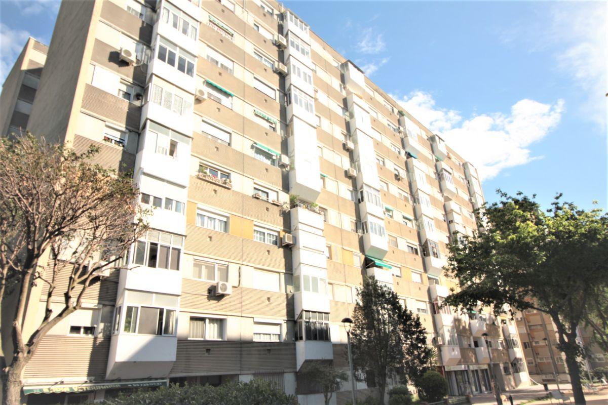 For sale of flat in Badia del Vallès