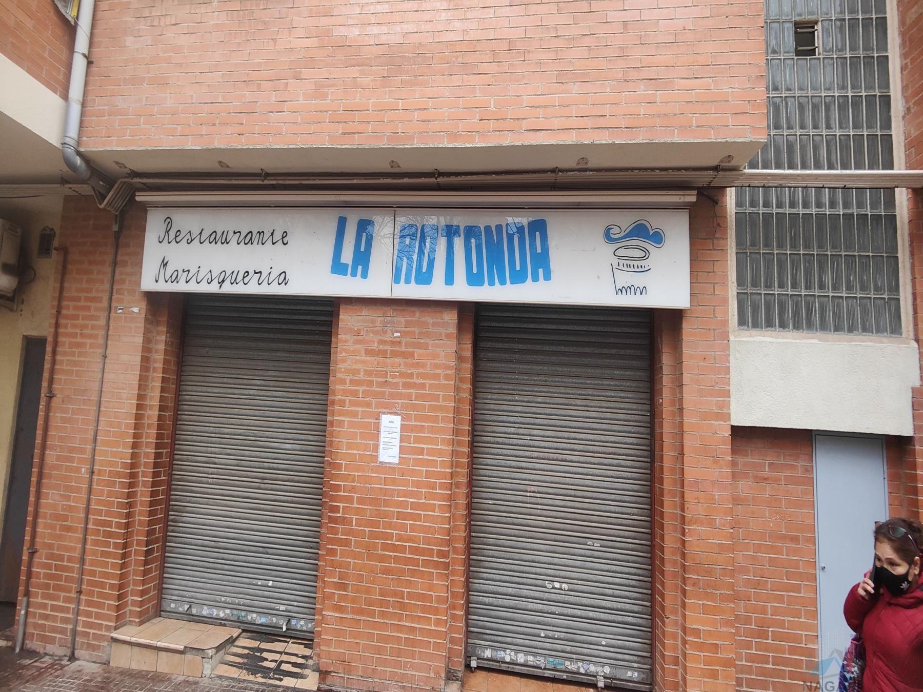 Venta de local en Esplugues De Llobregat