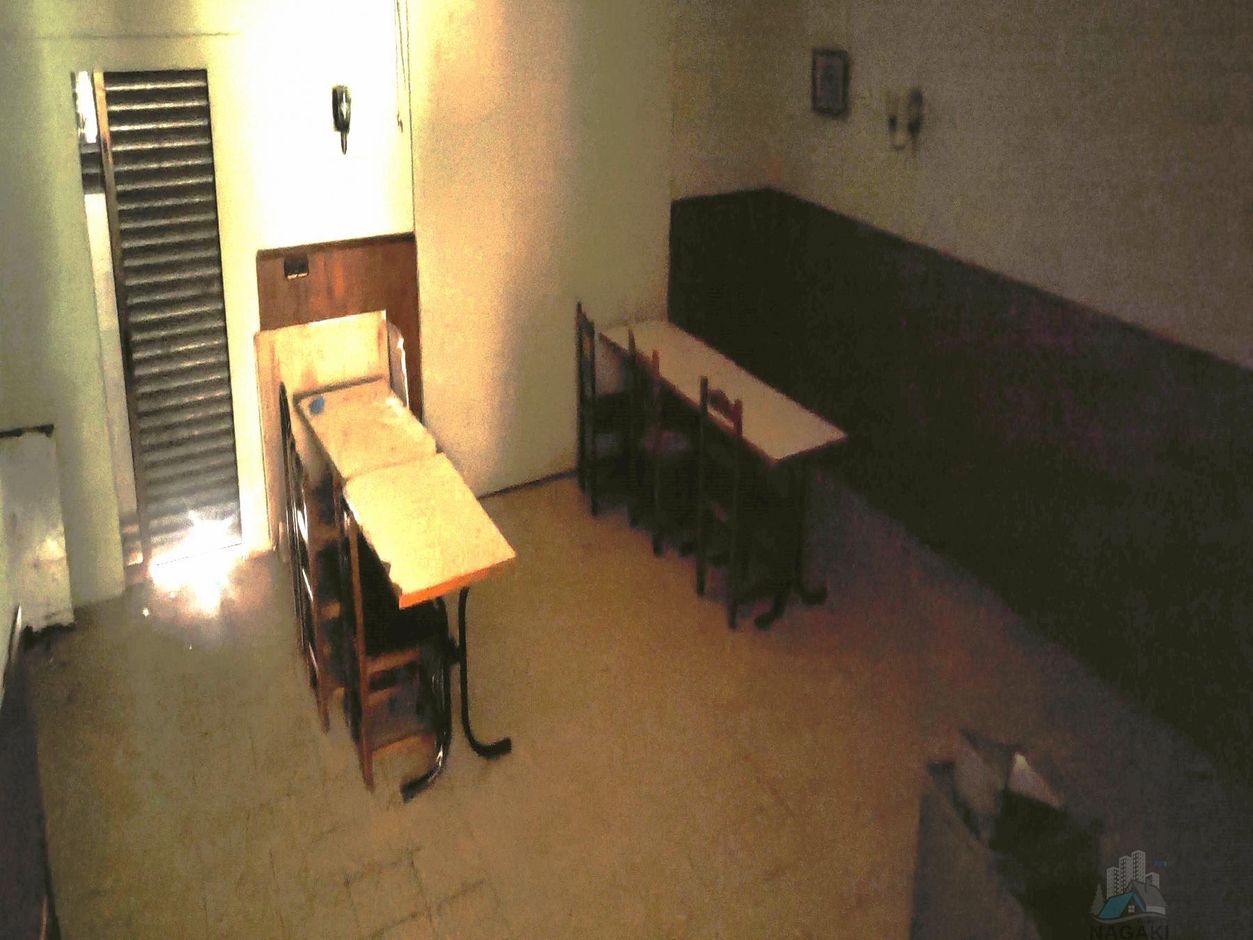 Venta de local en Esplugues De Llobregat