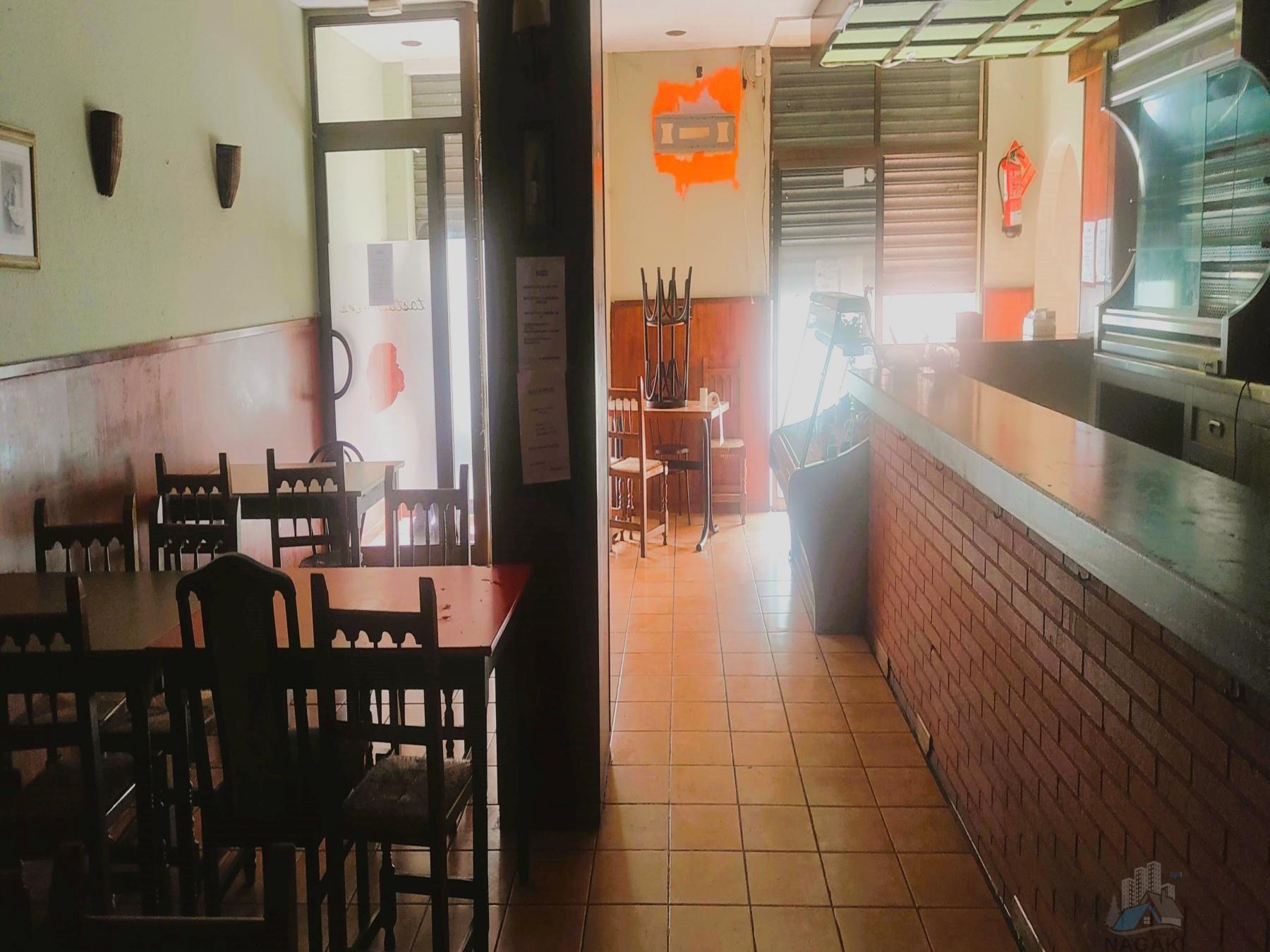 Venta de local en Esplugues De Llobregat